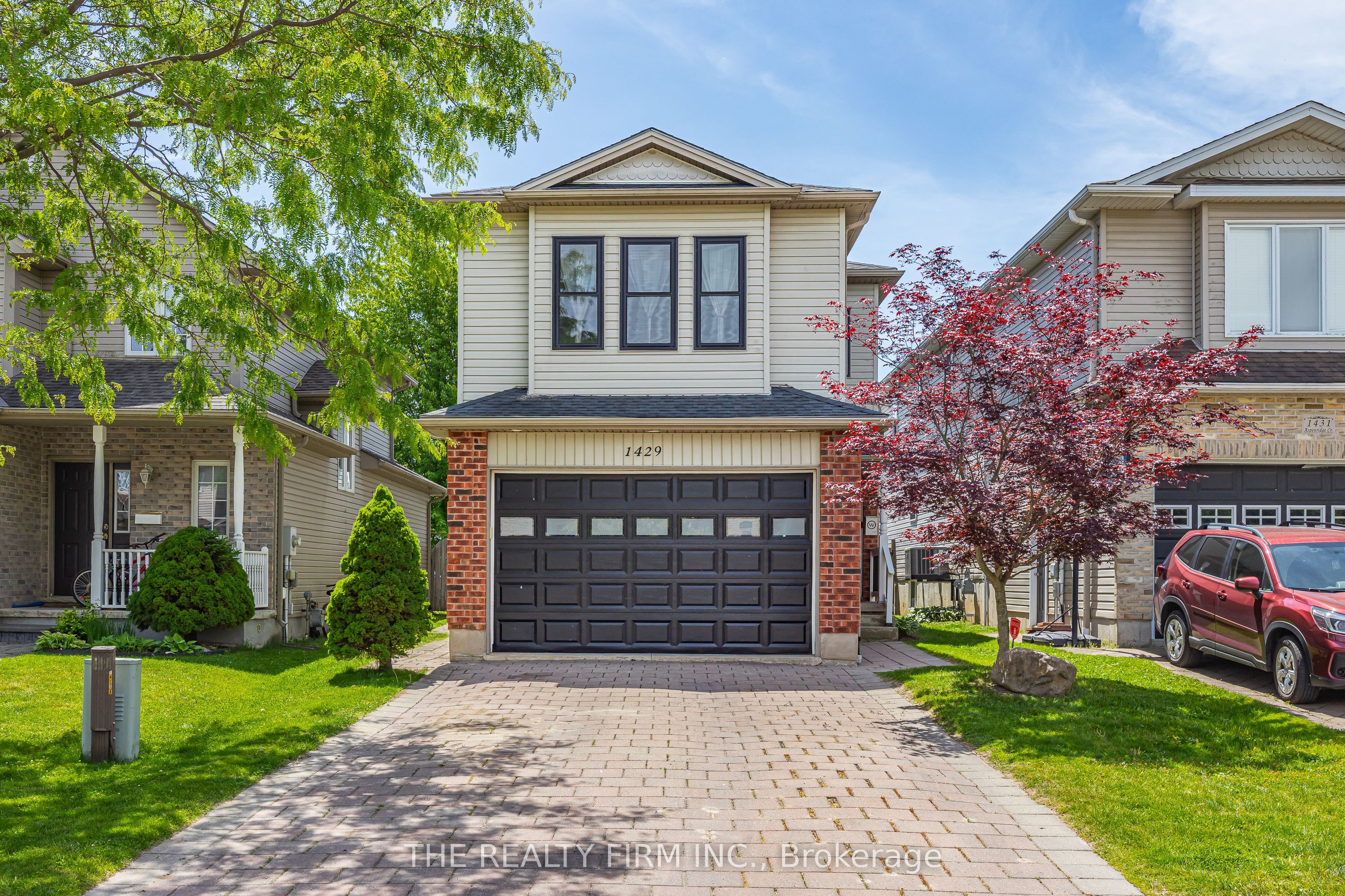 1429 Aspenridge Crescent, London East, ON N5Y 5N2