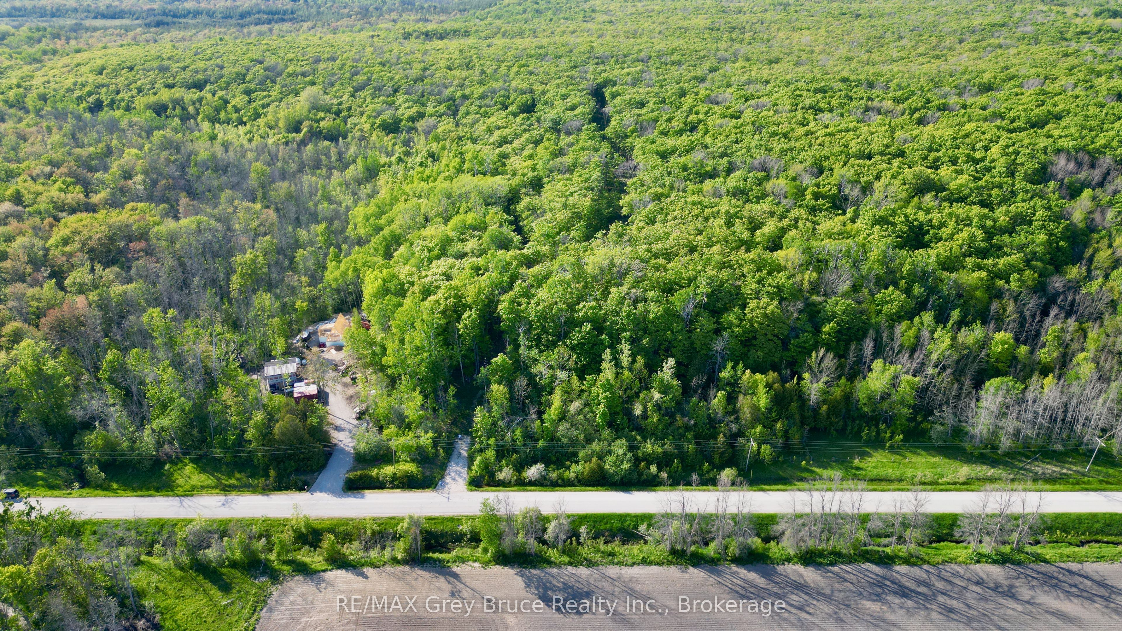 150 Clarkes Road E R96870, Northern Bruce Peninsula, ON N0H 1W0 photo 2