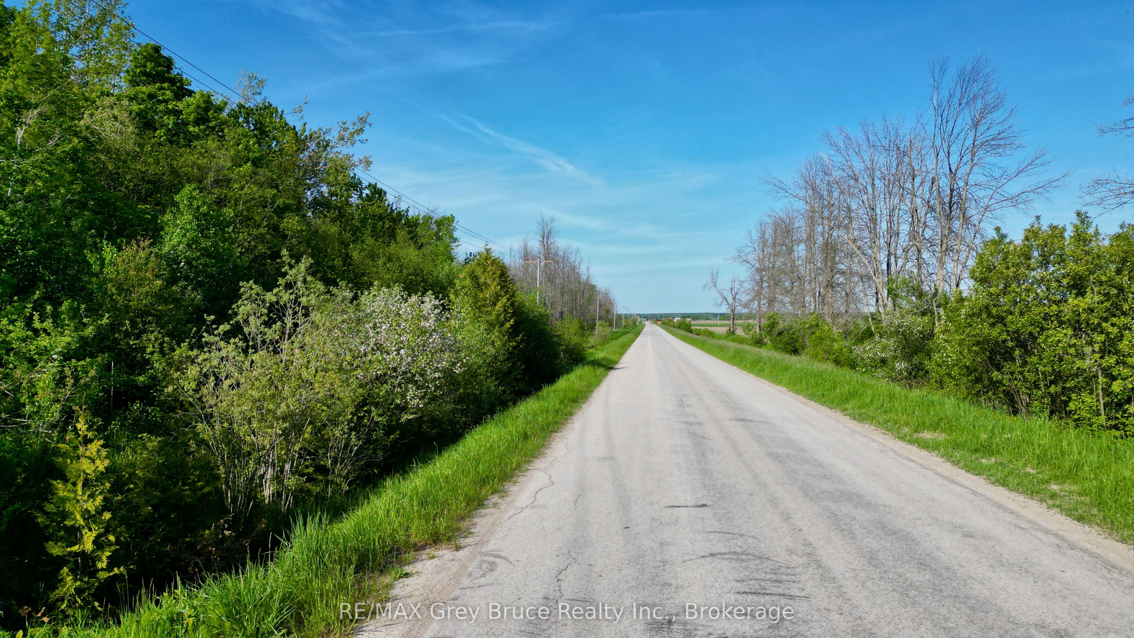 150 Clarkes Road E R96870, Northern Bruce Peninsula, ON N0H 1W0 photo 4