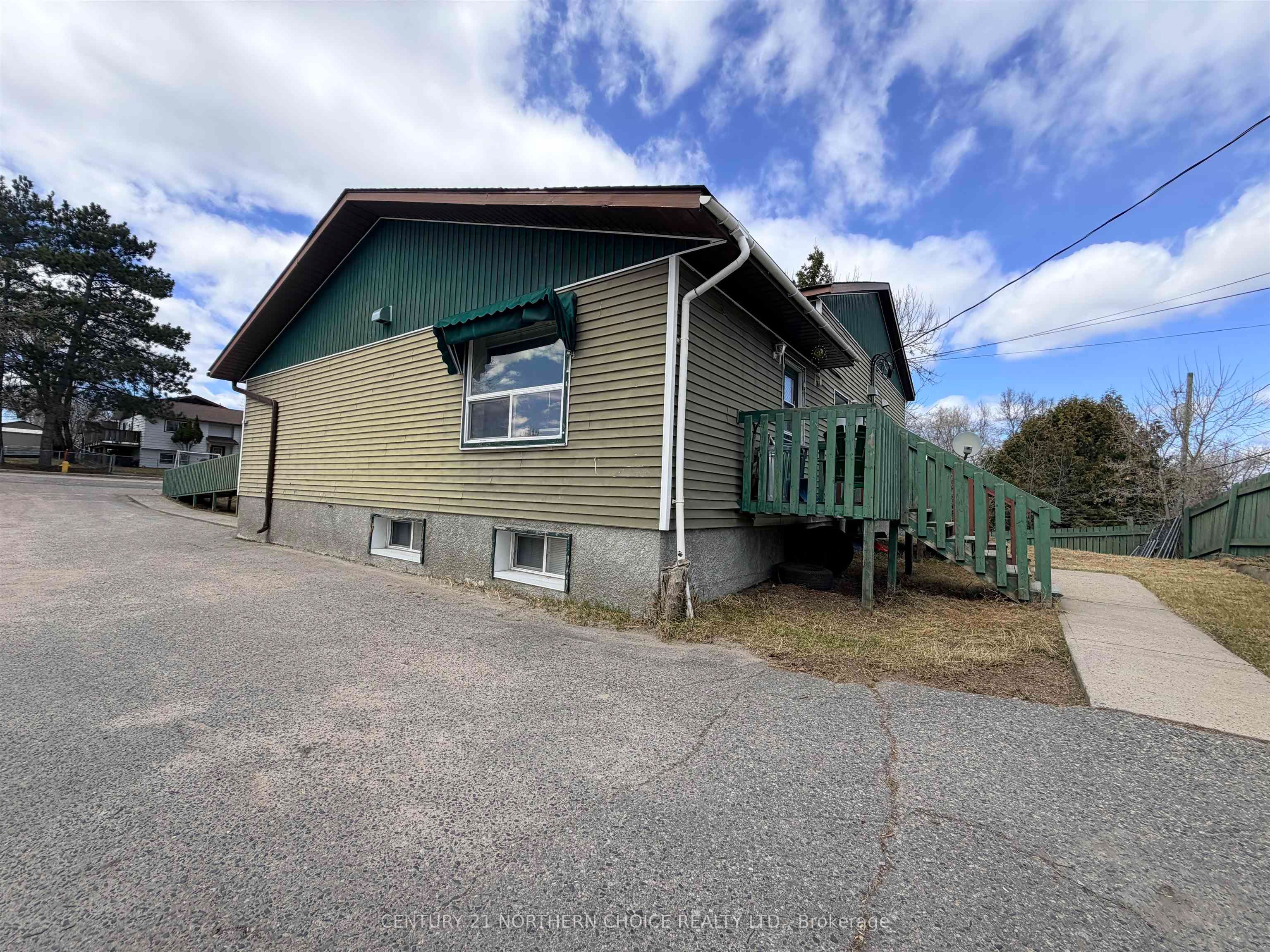637 FIFTH AVENUE SOUTH, Kenora, ON P9N 2A9 photo 3