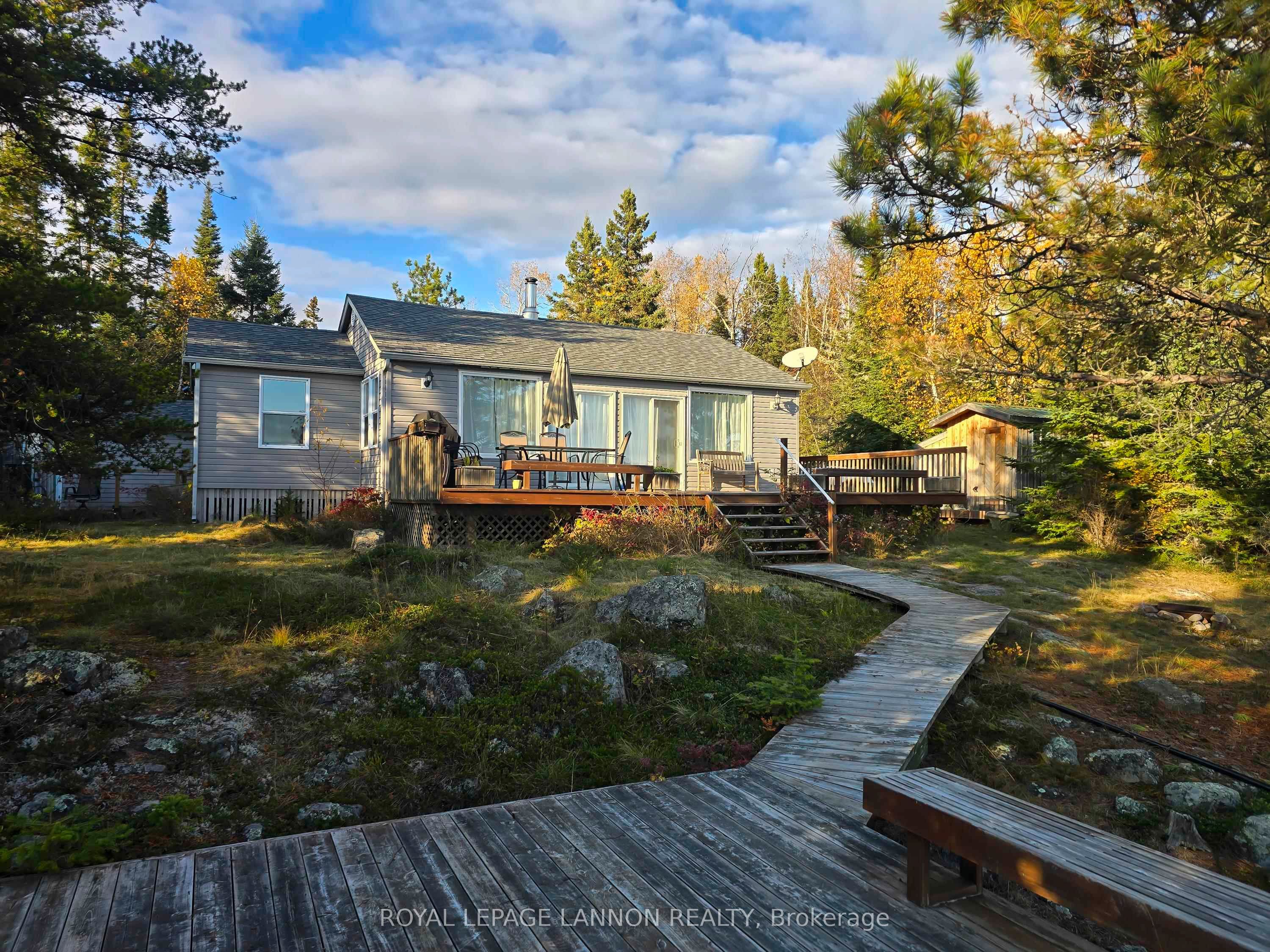 351 Amethyst Harbour Cliff Avenue, Shuniah, ON P7A 0B4