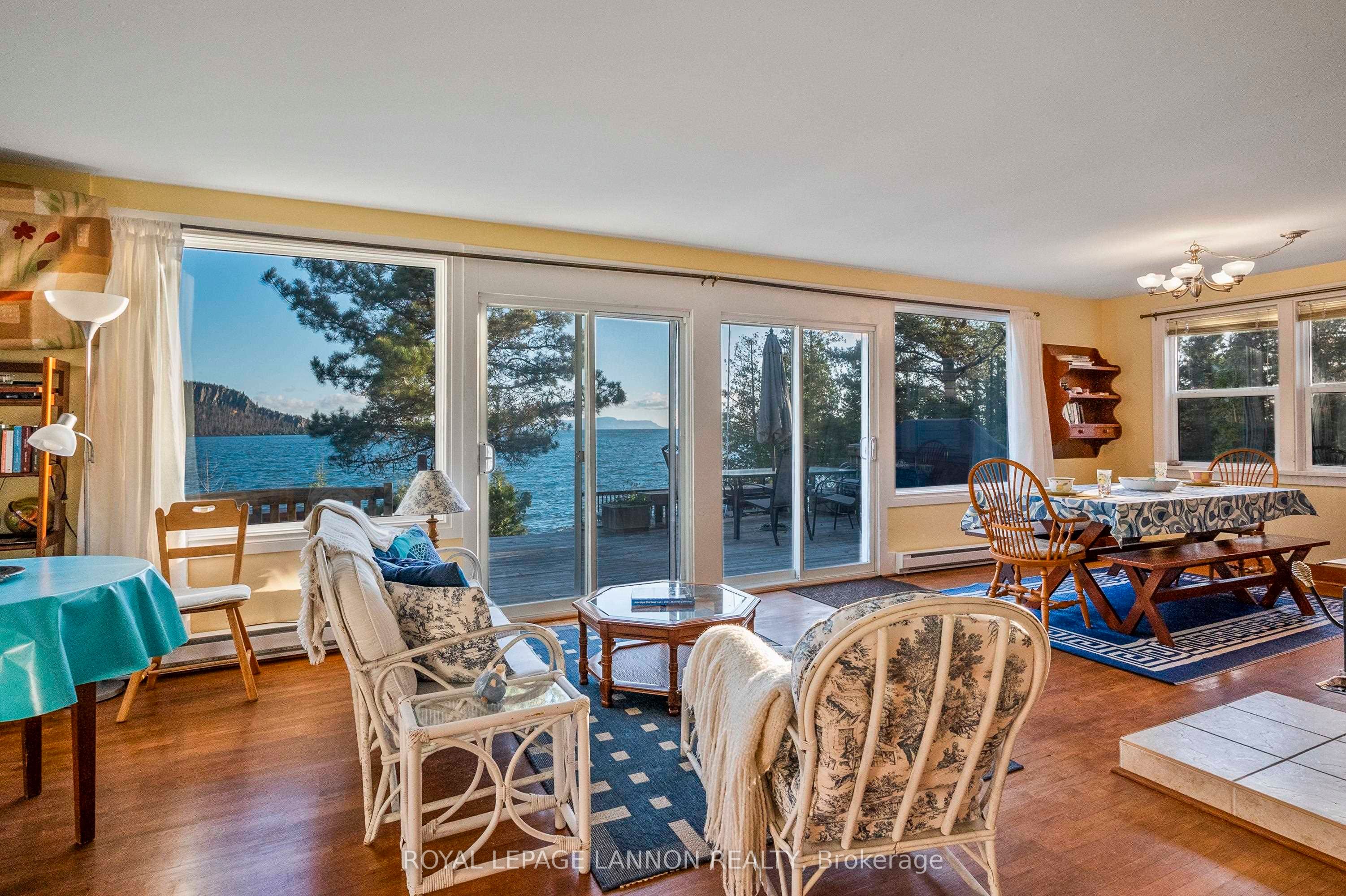 351 Amethyst Harbour Cliff Avenue, Shuniah, ON P7A 0B4 photo 4