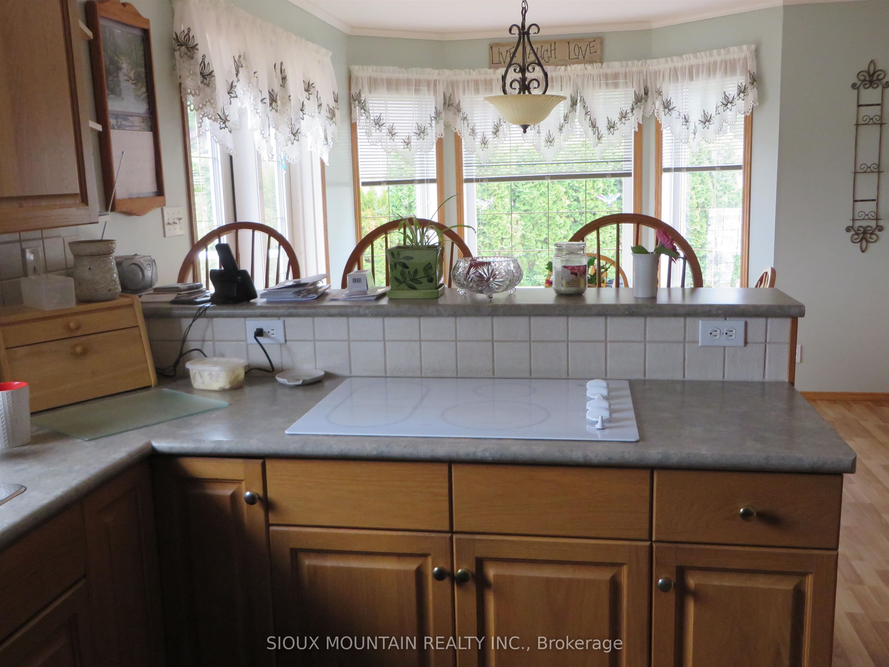 1840 South Shore Dr, Sioux Lookout, ON P8T 0A7 photo 5