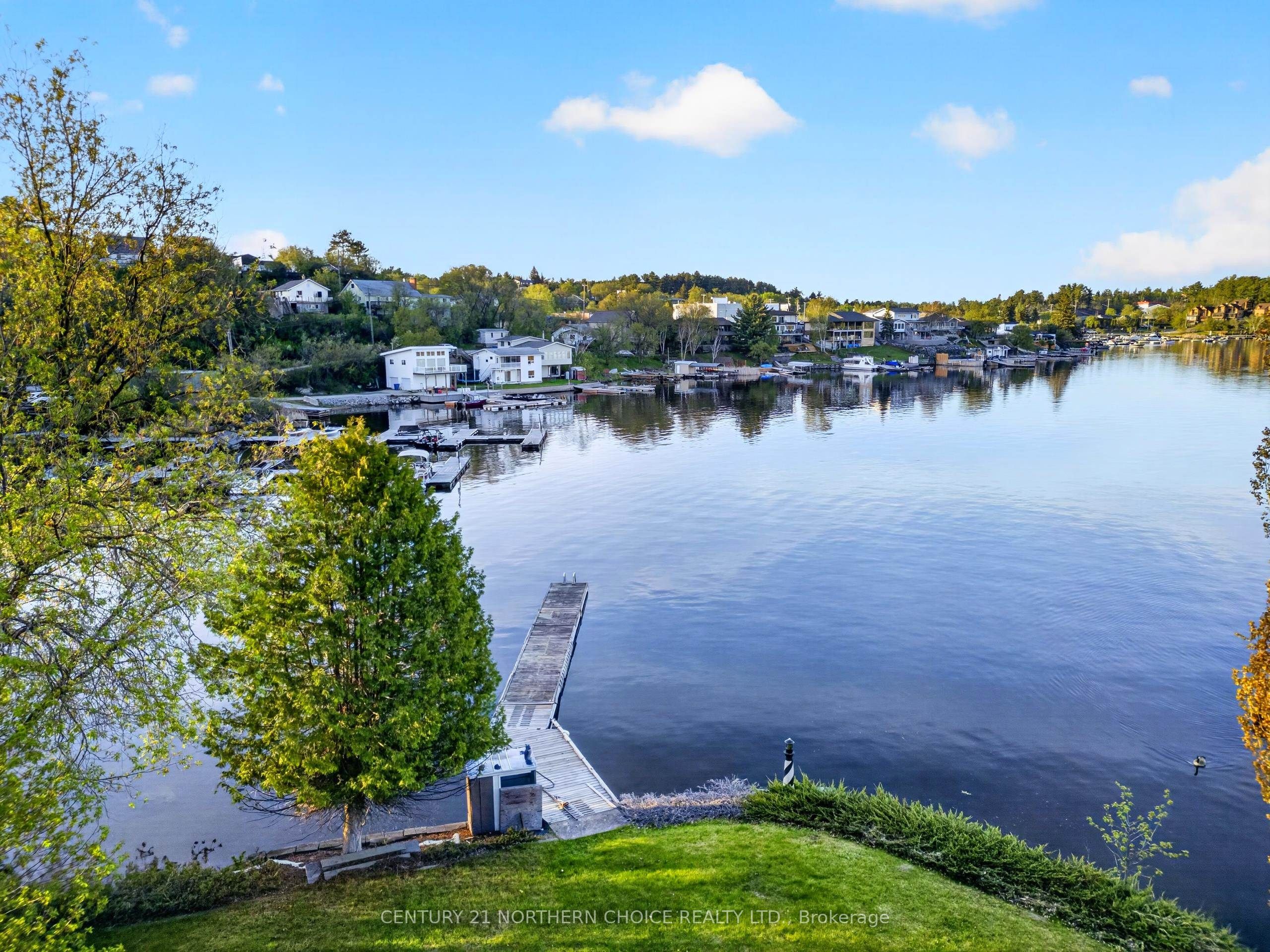 8 Minnesota Street, Kenora, ON P9N 3P2 photo 4