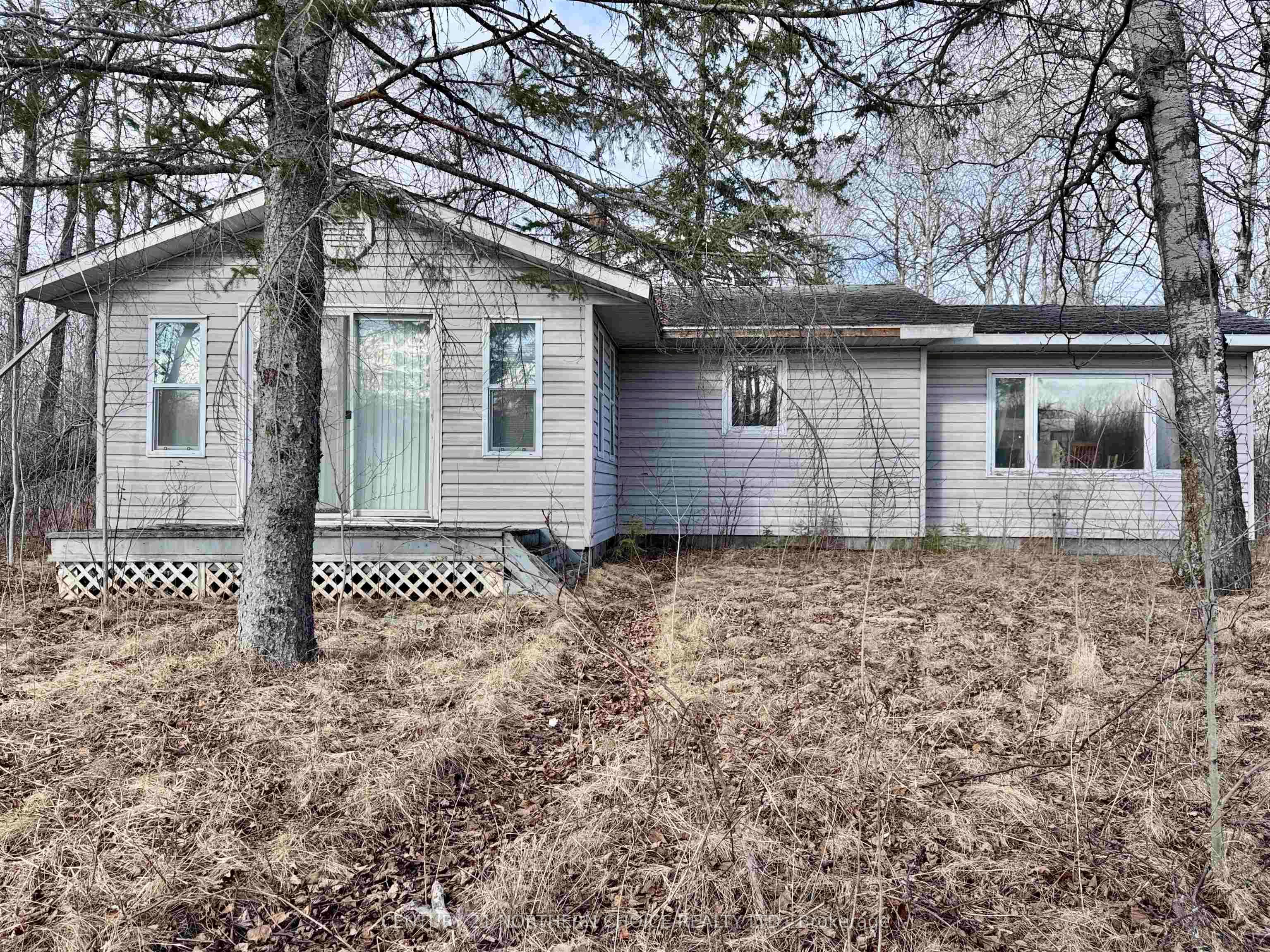 99 Kreger Road, Lake of the Woods, ON P0W 1M0