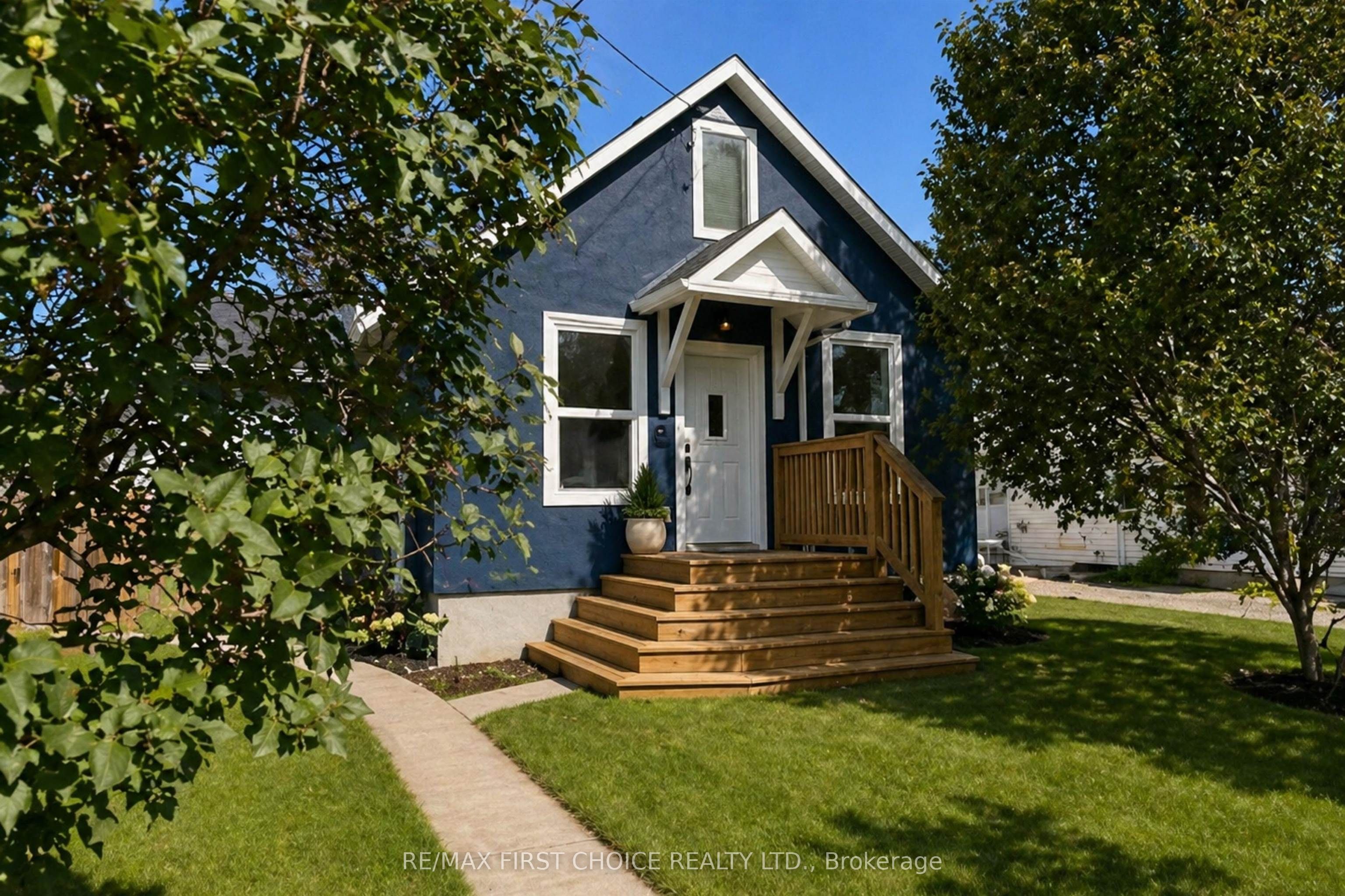 1202 Second Street E, Fort Frances, ON P9A 1P4