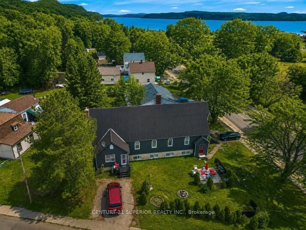 19 White Boulevard, Red Rock, ON P0T 2P0 photo 2