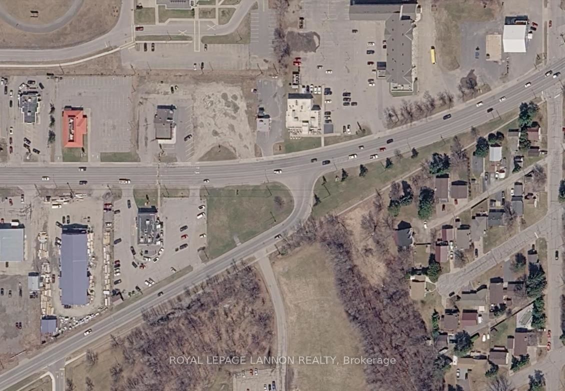 821 KINGS, Fort Frances, ON P9A 2X5 photo 5