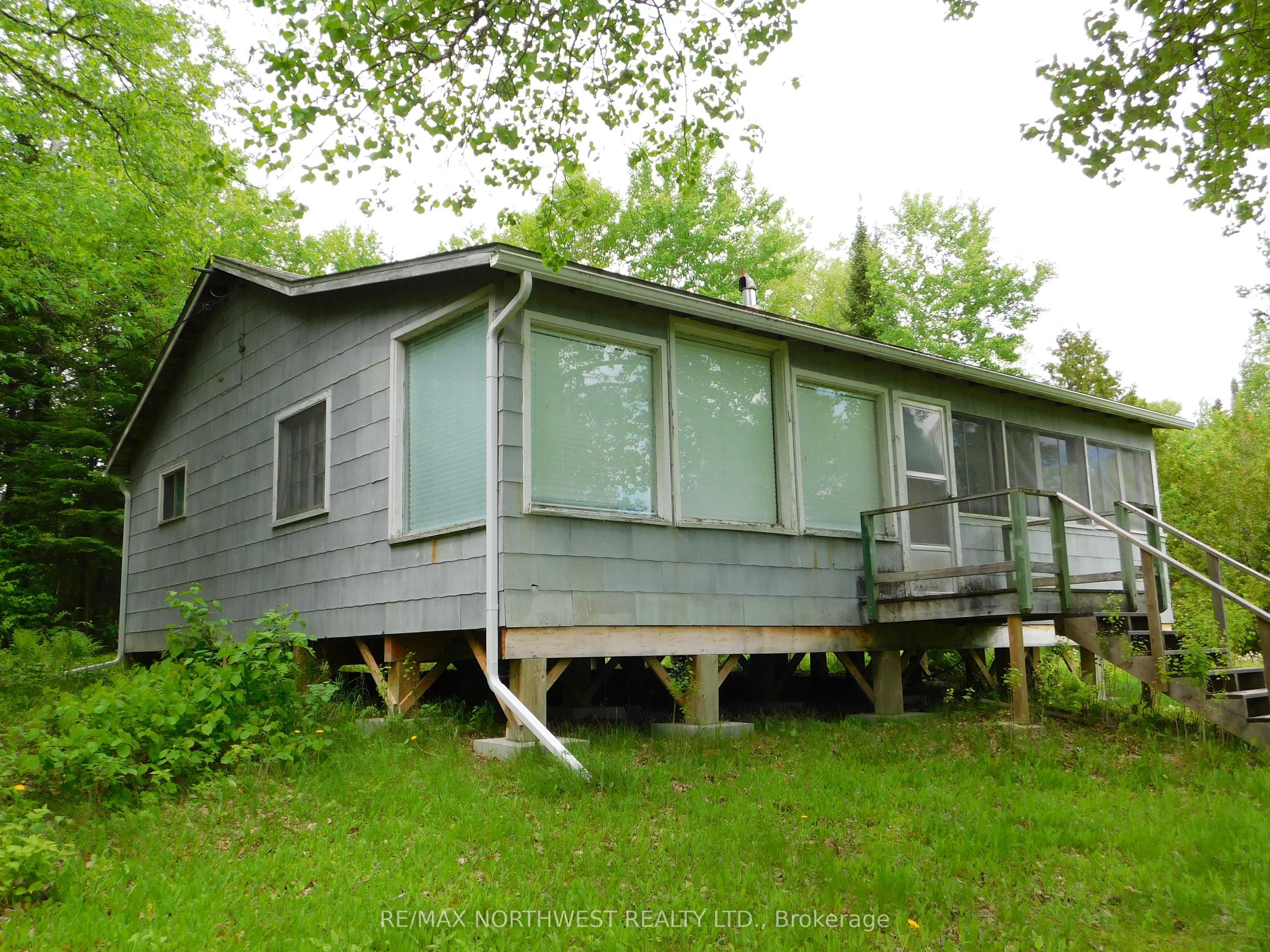 150 White Wing Road, Ear Falls, ON P0V 1T0 photo 2