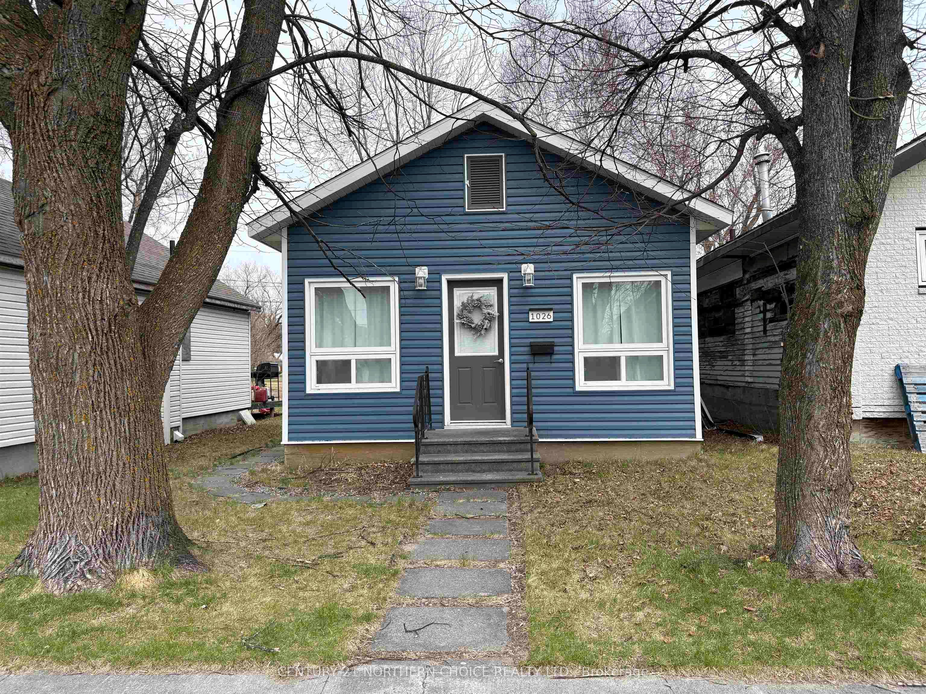 1026 Third Street E, Fort Frances, ON P9A 1S4