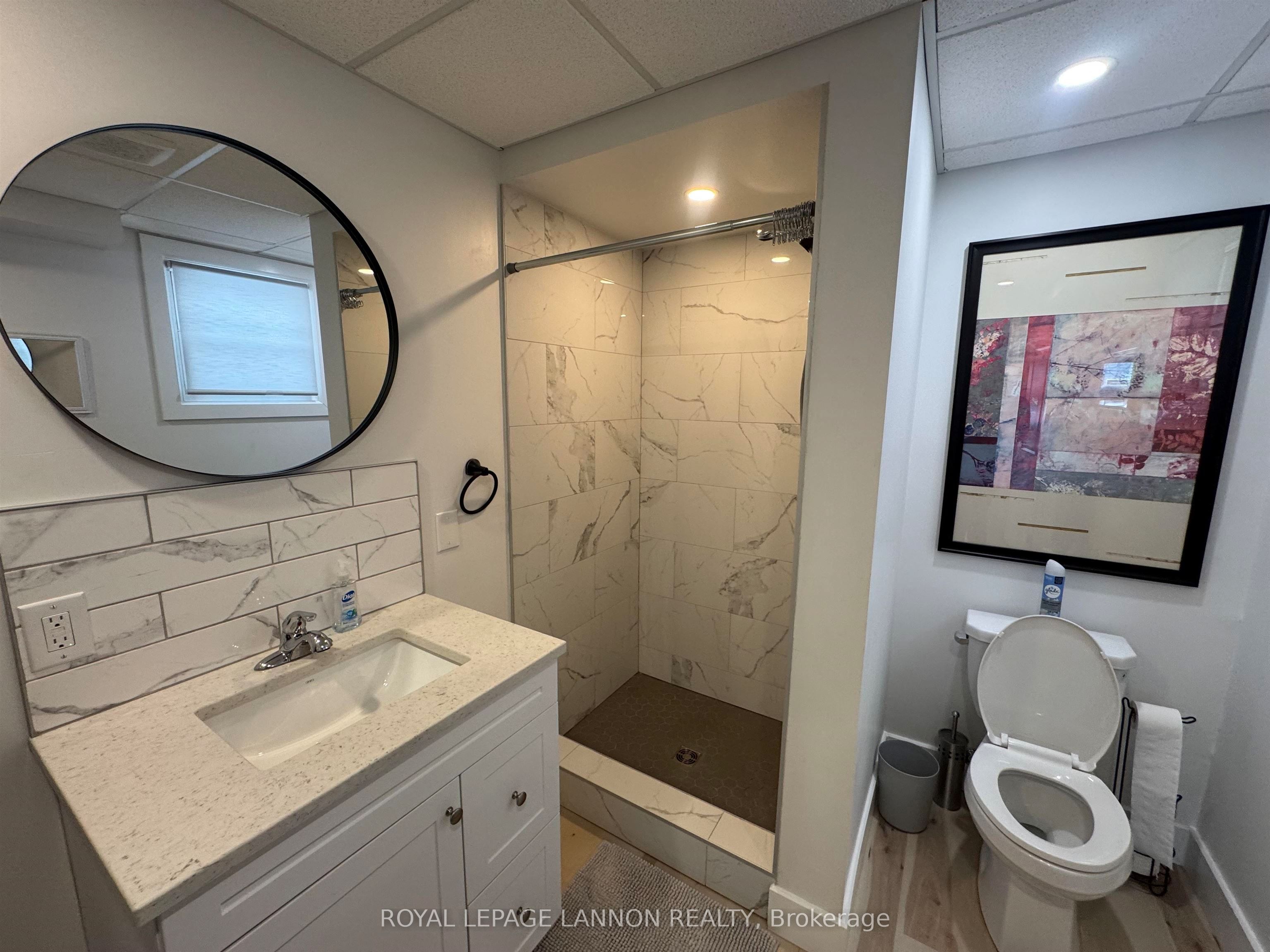84 Machar Ave, Thunder Bay, ON P7B 2Y6 photo 5