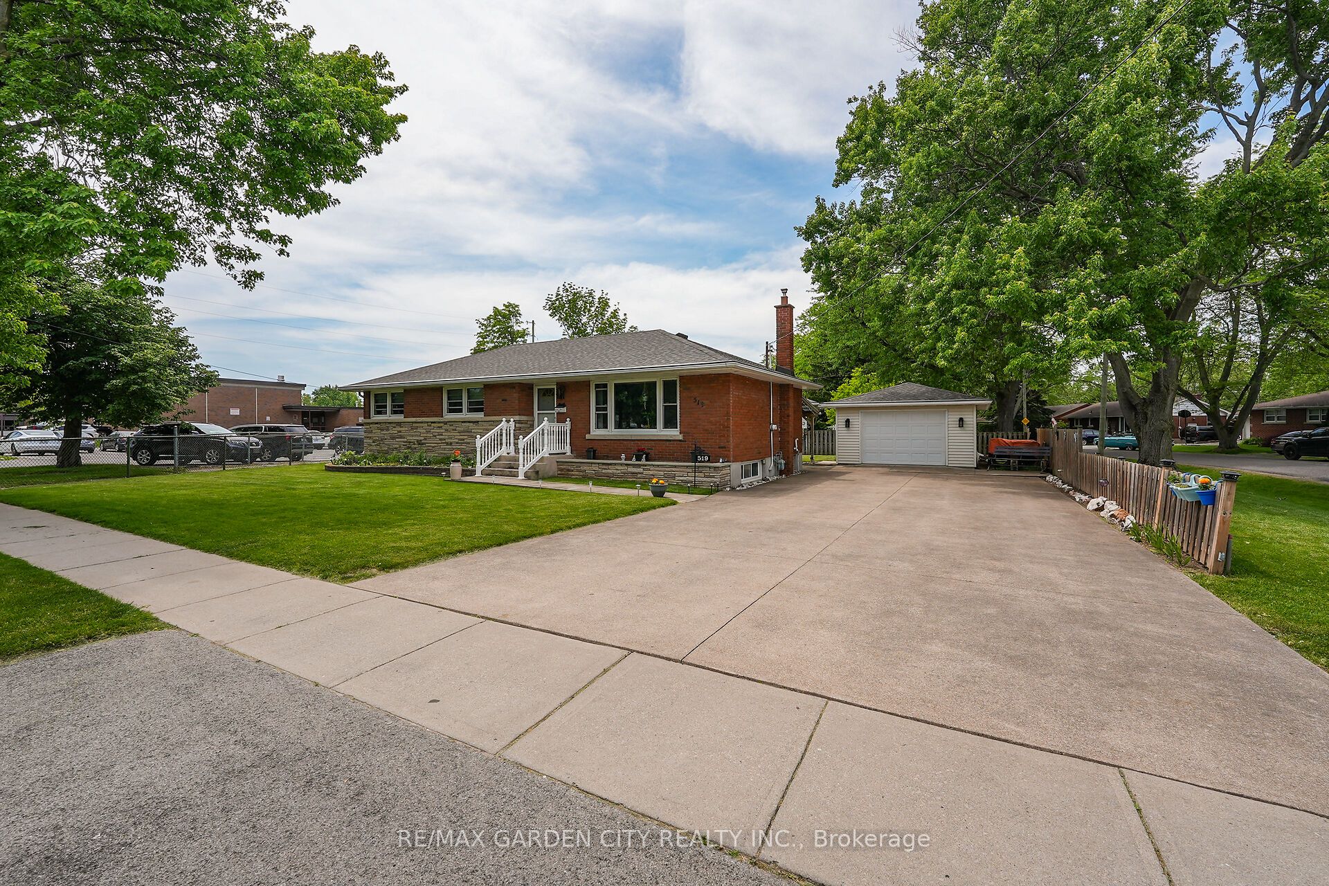 519 Bunting Road, St. Catharines, ON L2M 3A9 photo 2