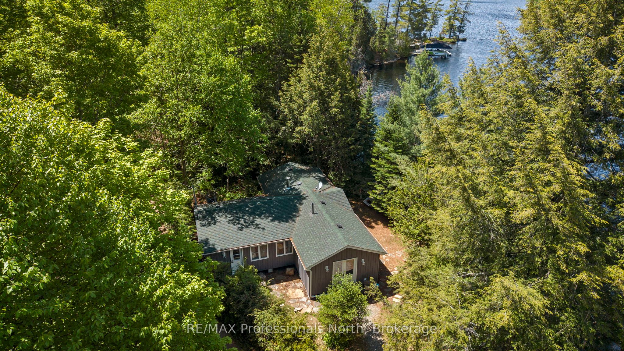 1106-1 E Oxbow Lake Road, Lake of Bays, ON P0B 1L0 photo 4