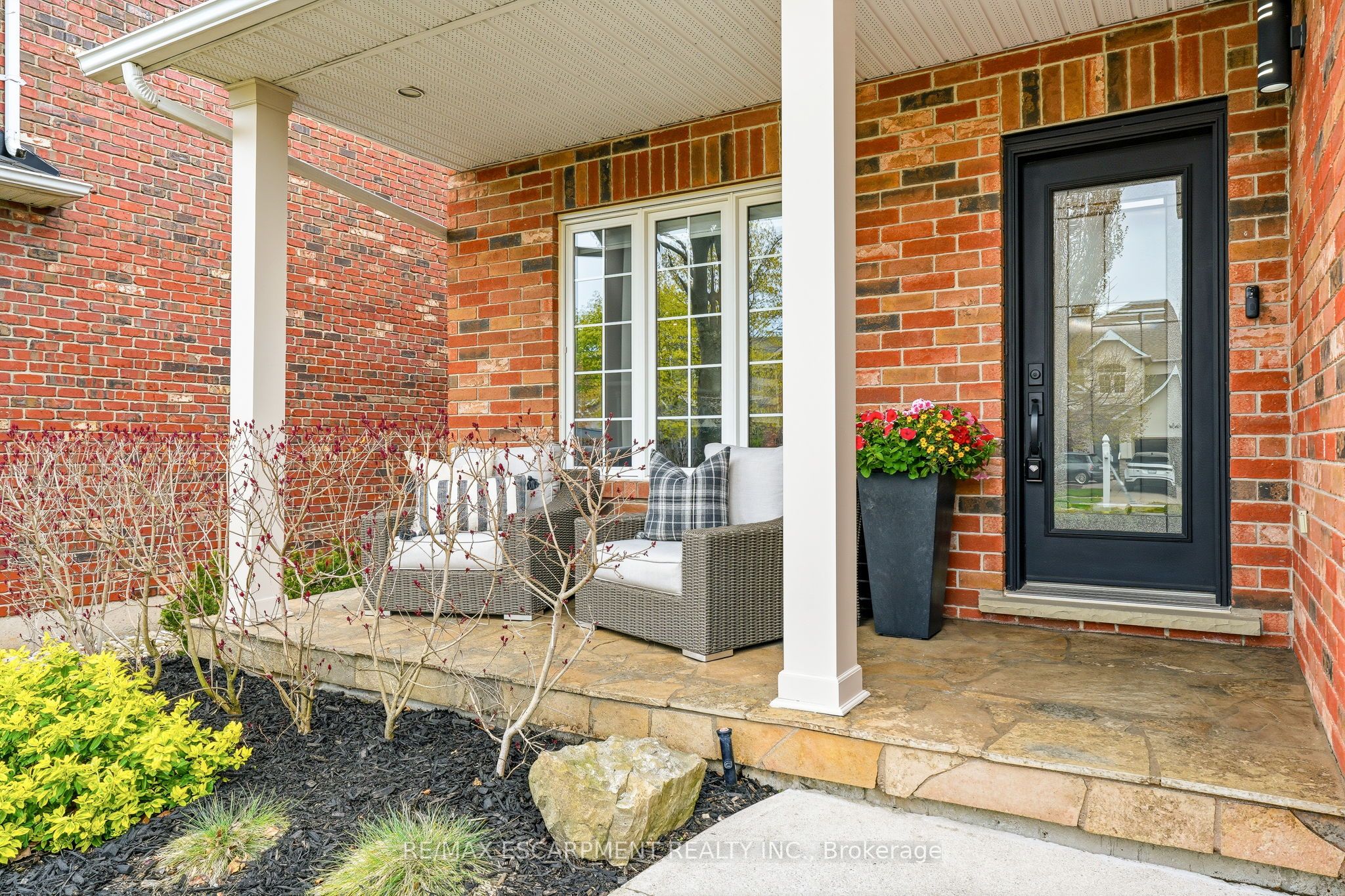 5 VOLTERRA Court, Hamilton, ON L8B 0K7 photo 4