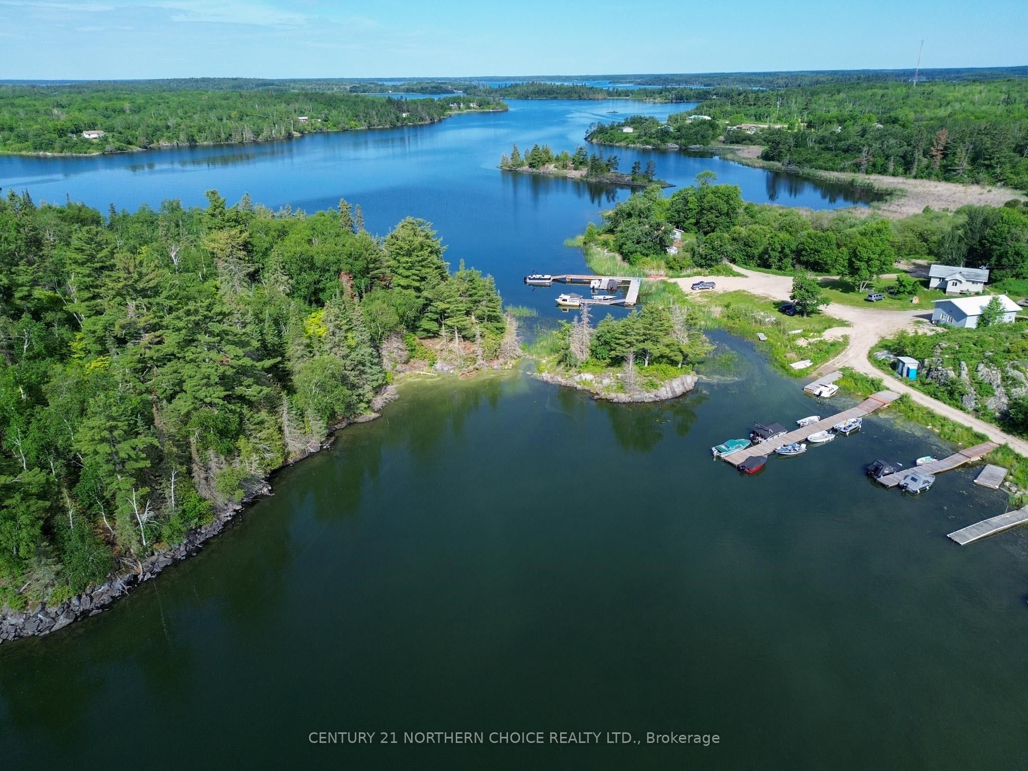 JO185 SHOAL LAKE, Kenora Remote Area, ON P0X 1E0 photo 2