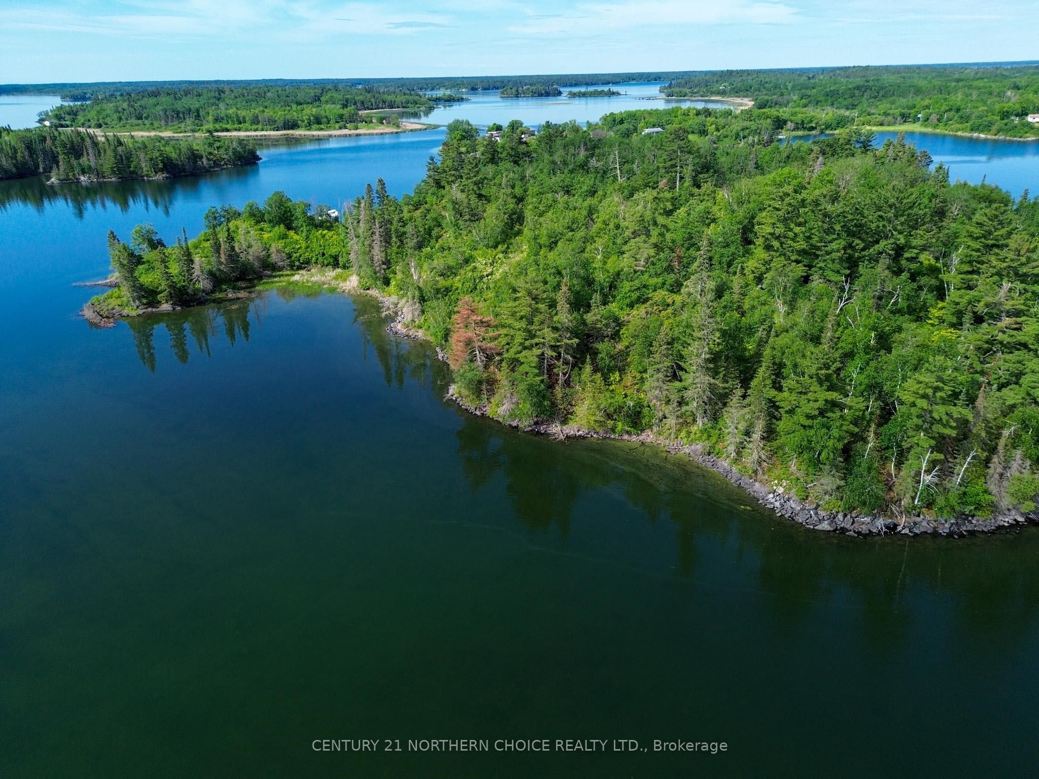 JO185 SHOAL LAKE, Kenora Remote Area, ON P0X 1E0 photo 5
