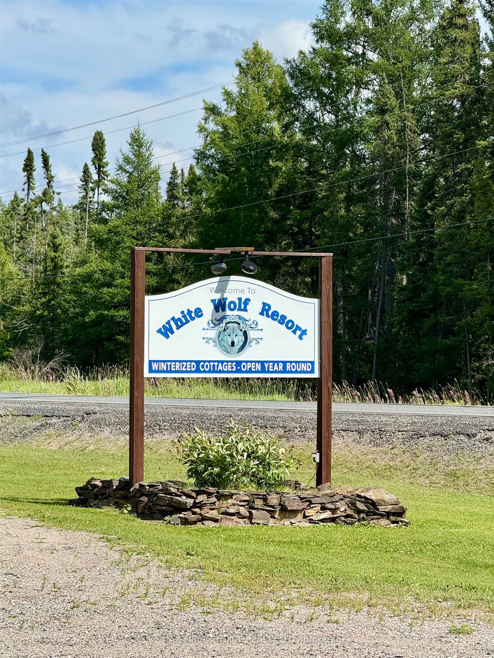 1216 HWY 584, Greenstone, ON P0T 1M0