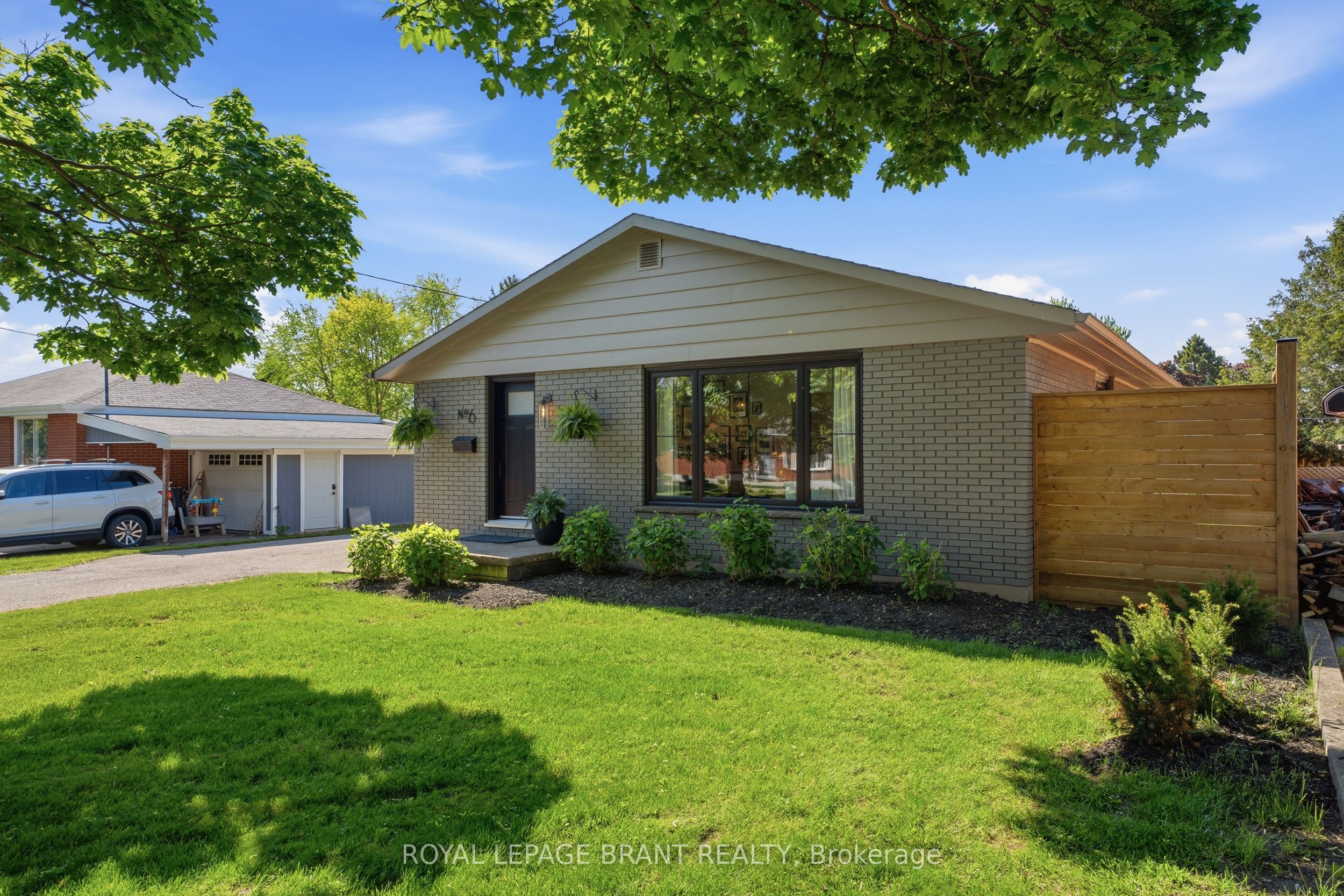 6 Mccammon Street, Brant, ON N3L 1V9 photo 2