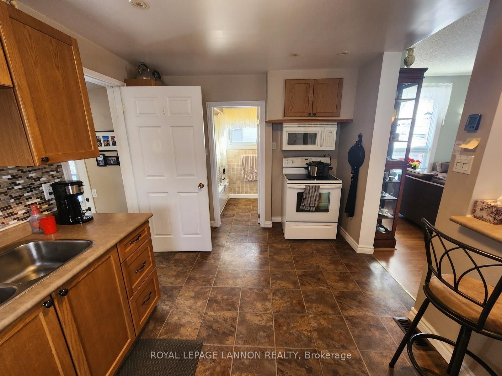 205 ONTARIO Street, Schreiber, ON P0T 2S0 photo 4