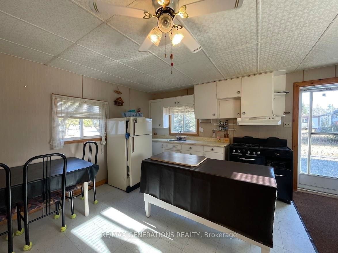 13 1st Street, Thunder Bay Remote Area, ON P0T 2C0 photo 3