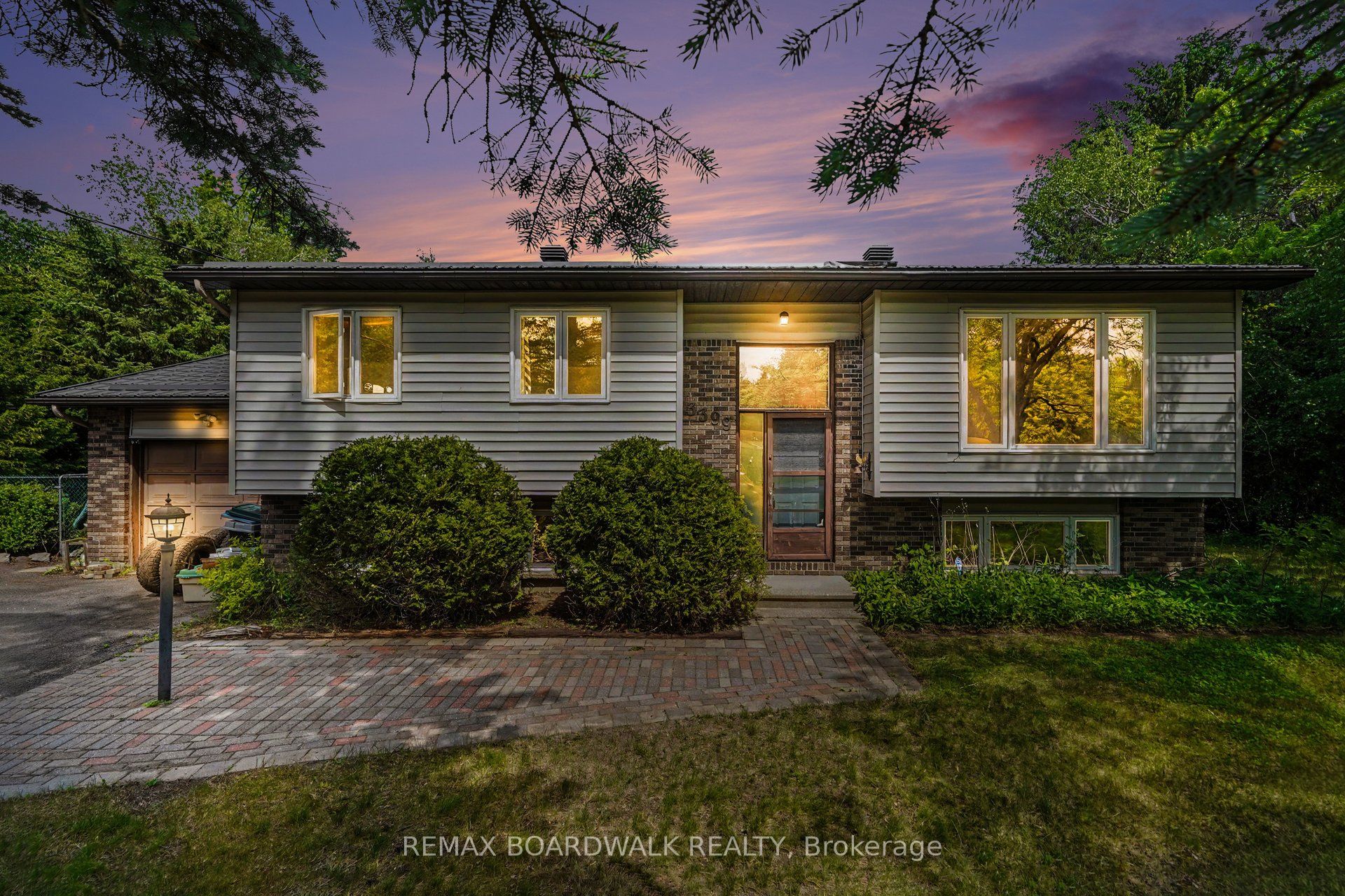 3399 Regburn Drive, Greely - Metcalfe - Osgoode - Vernon and Area, ON K0A 2W0