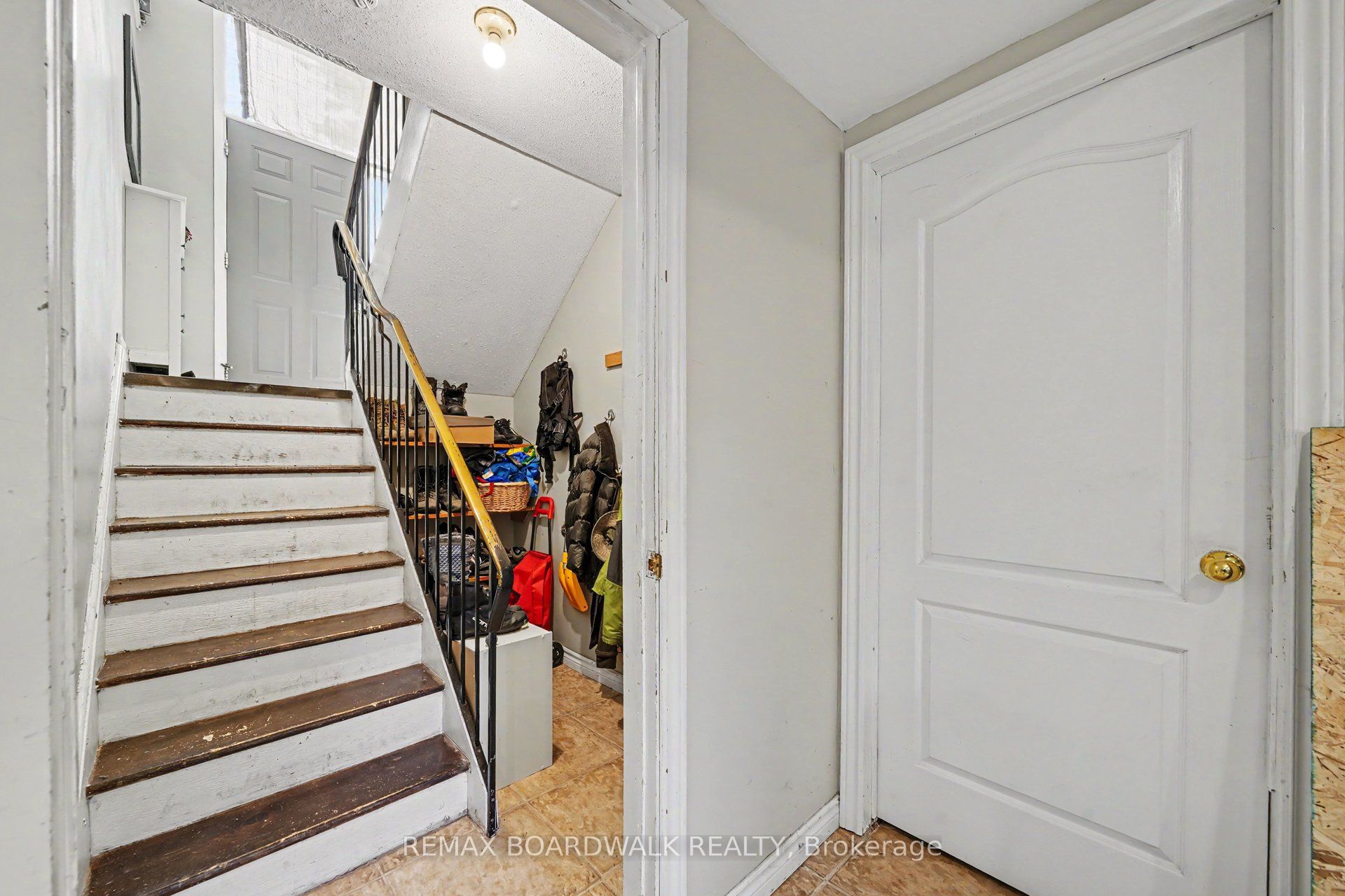 3399 Regburn Drive, Greely - Metcalfe - Osgoode - Vernon and Area, ON K0A 2W0 photo 4