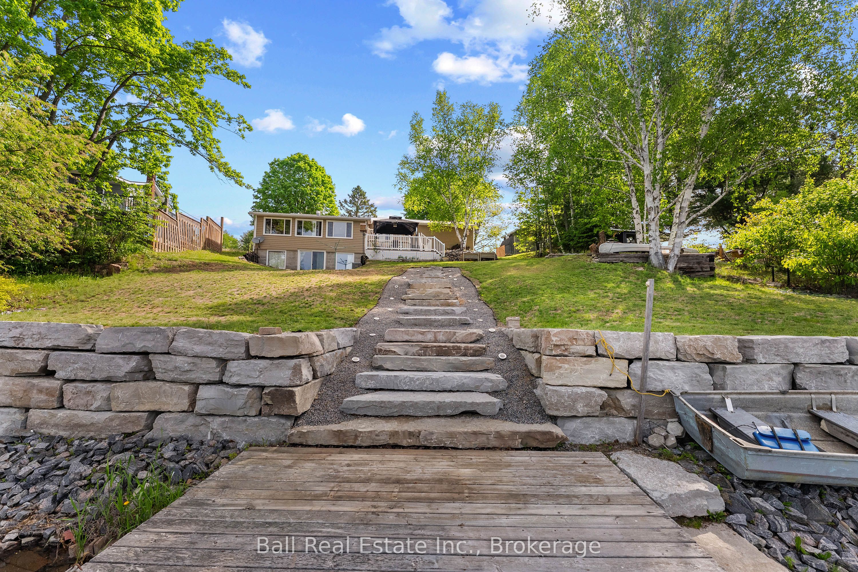 29 Siddon Lake Place, Faraday, ON K0L 1C0