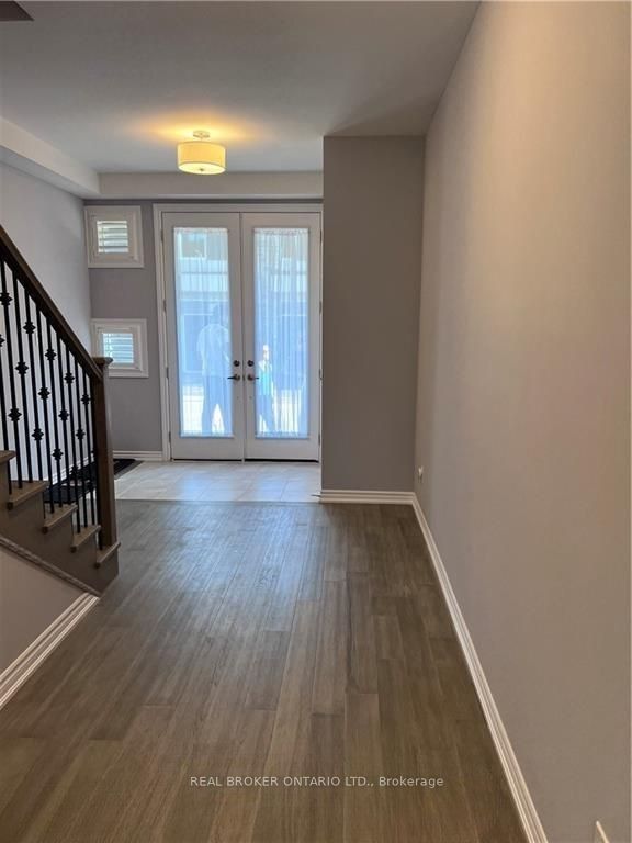5672 Dorchester Road 14 Upper Level, Niagara Falls, ON L2G 4Y8 photo 4