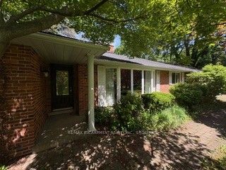 801 BOOK Road E, Hamilton, ON L9G 3L1
