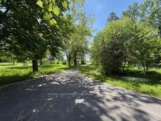 801 BOOK Road E, Hamilton, ON L9G 3L1 photo 3