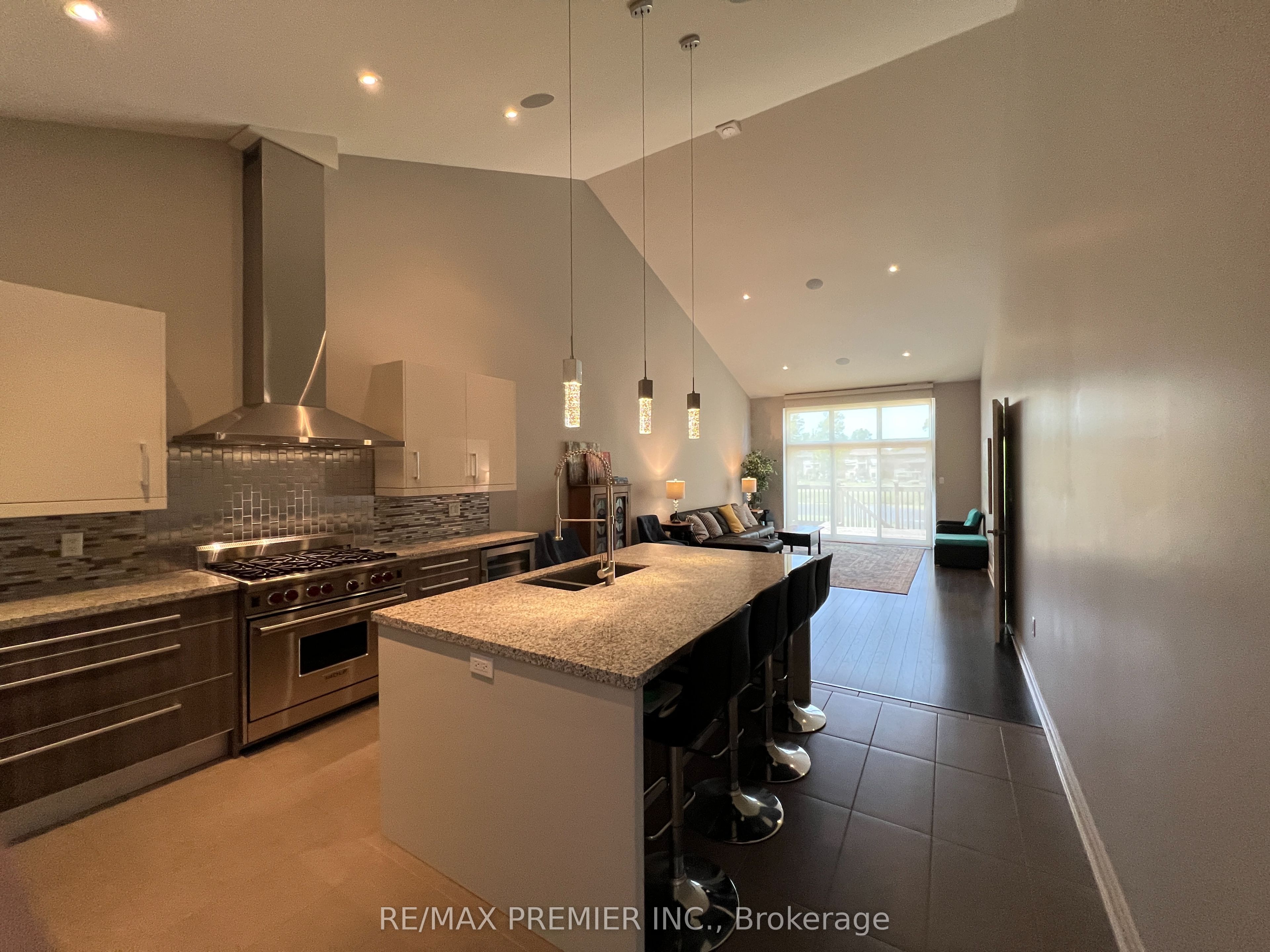 7673 Green Vista Gate 140, Niagara Falls, ON L2G 0A8 photo 4
