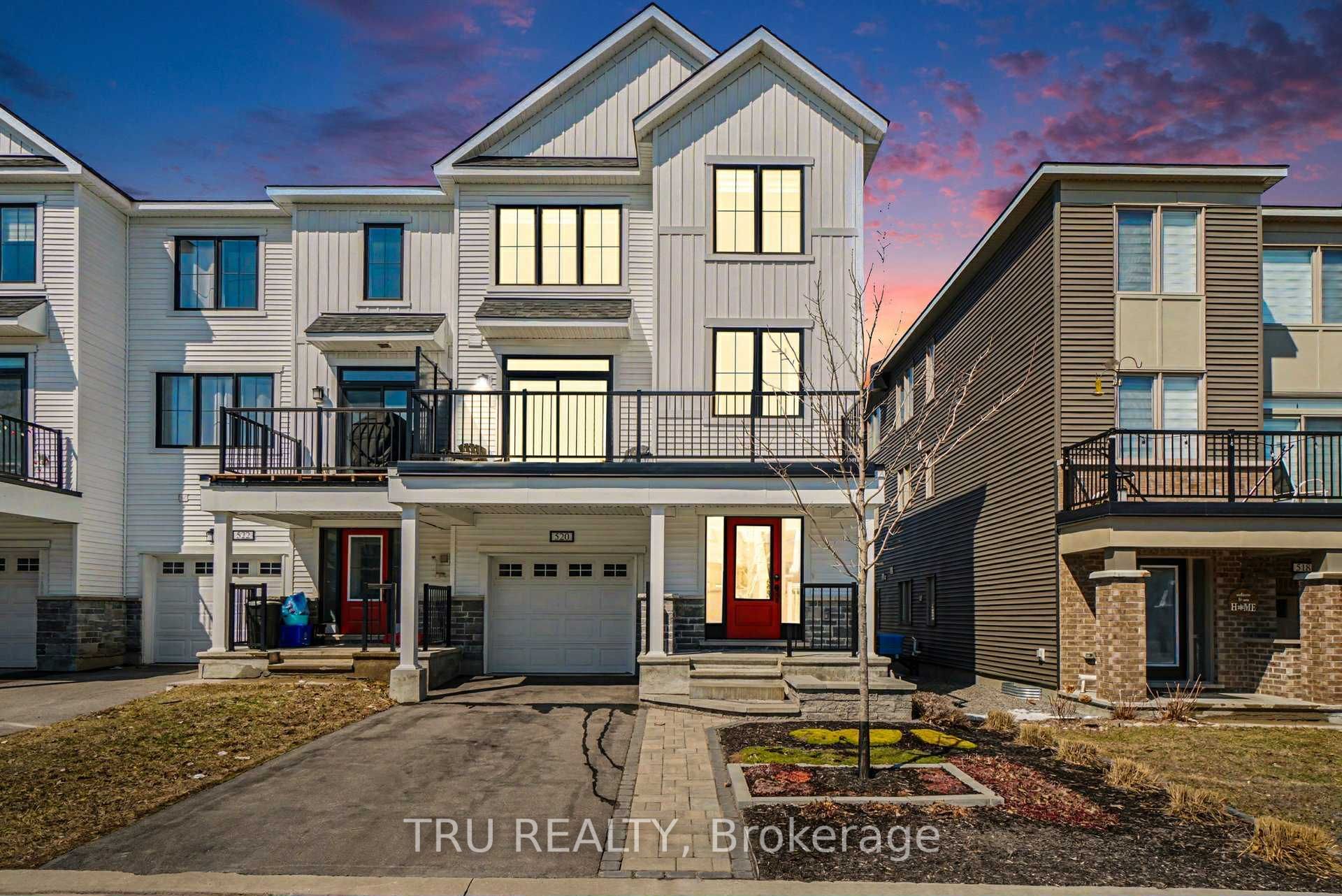 520 Rye Grass Way, Barrhaven, ON K2J 7A1 photo 2