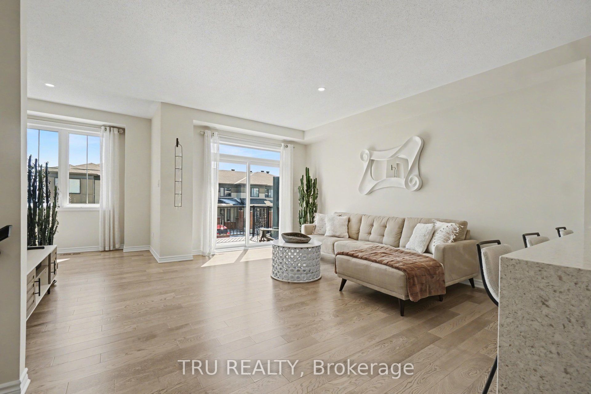 520 Rye Grass Way, Barrhaven, ON K2J 7A1 photo 5