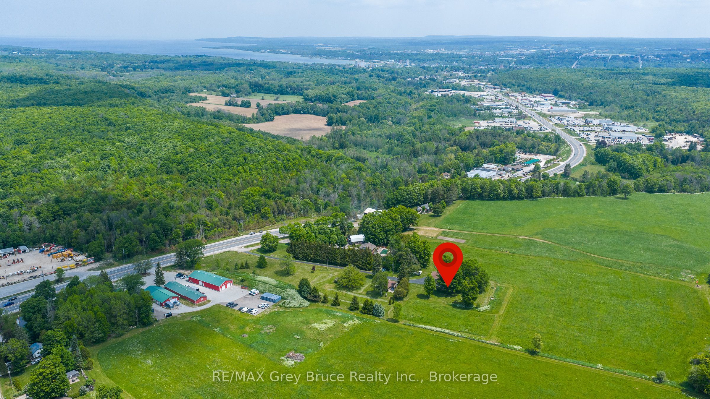 202306 6 Highway, Georgian Bluffs, ON N4K 5N5 photo 4