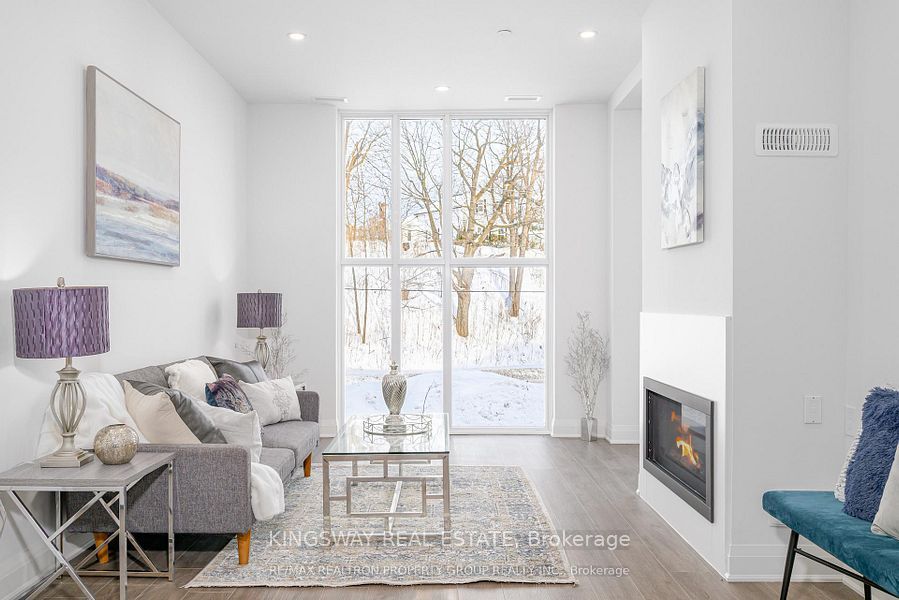 99 Louisa Street S 218, Kawartha Lakes, ON K0M 1N0 photo 4