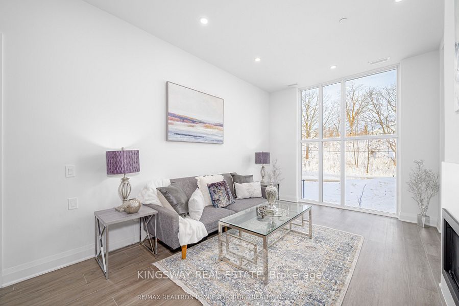 99 Louisa Street S 218, Kawartha Lakes, ON K0M 1N0 photo 5