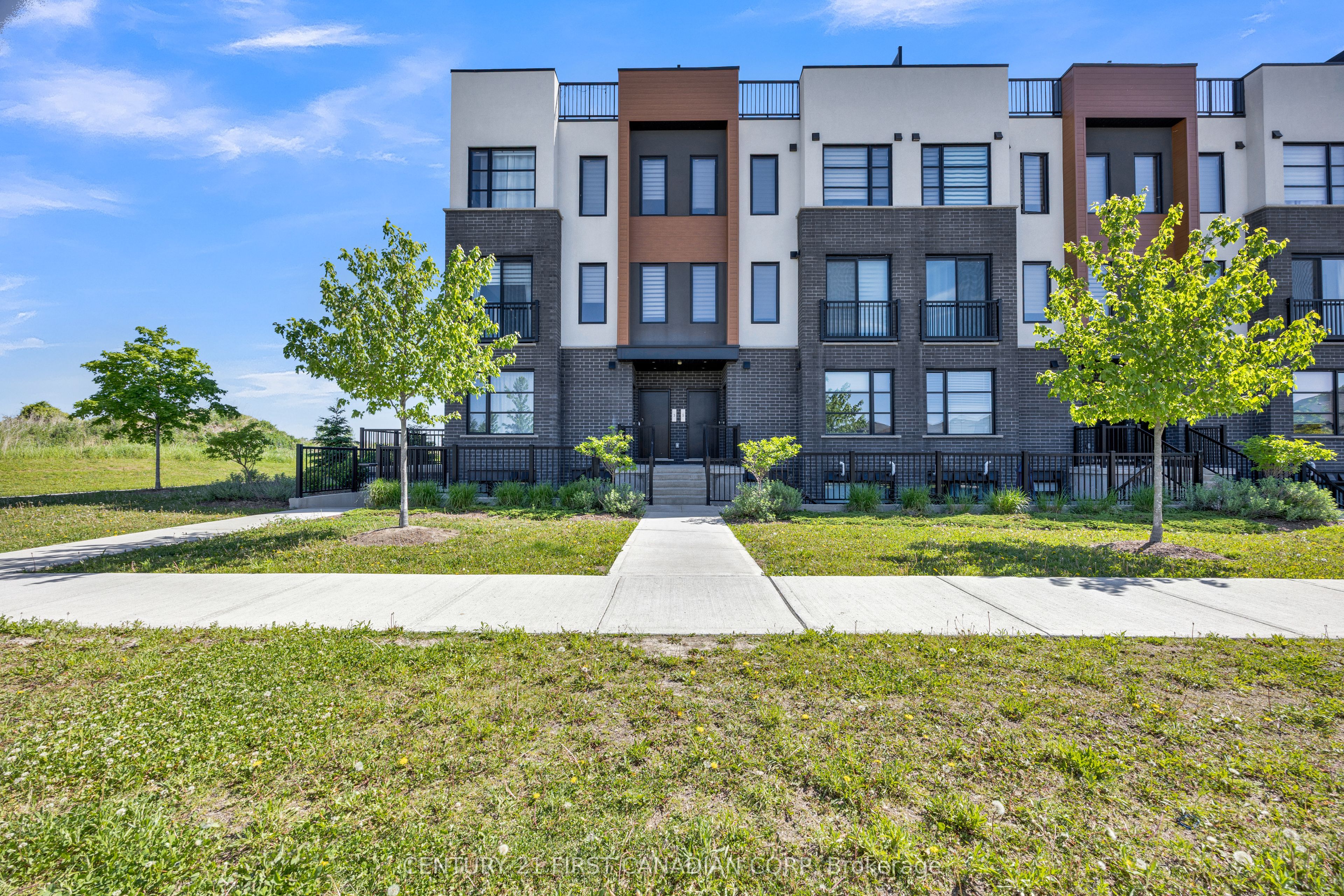 3900 Savoy Street 7, London South, ON N6P 0H9 photo 2