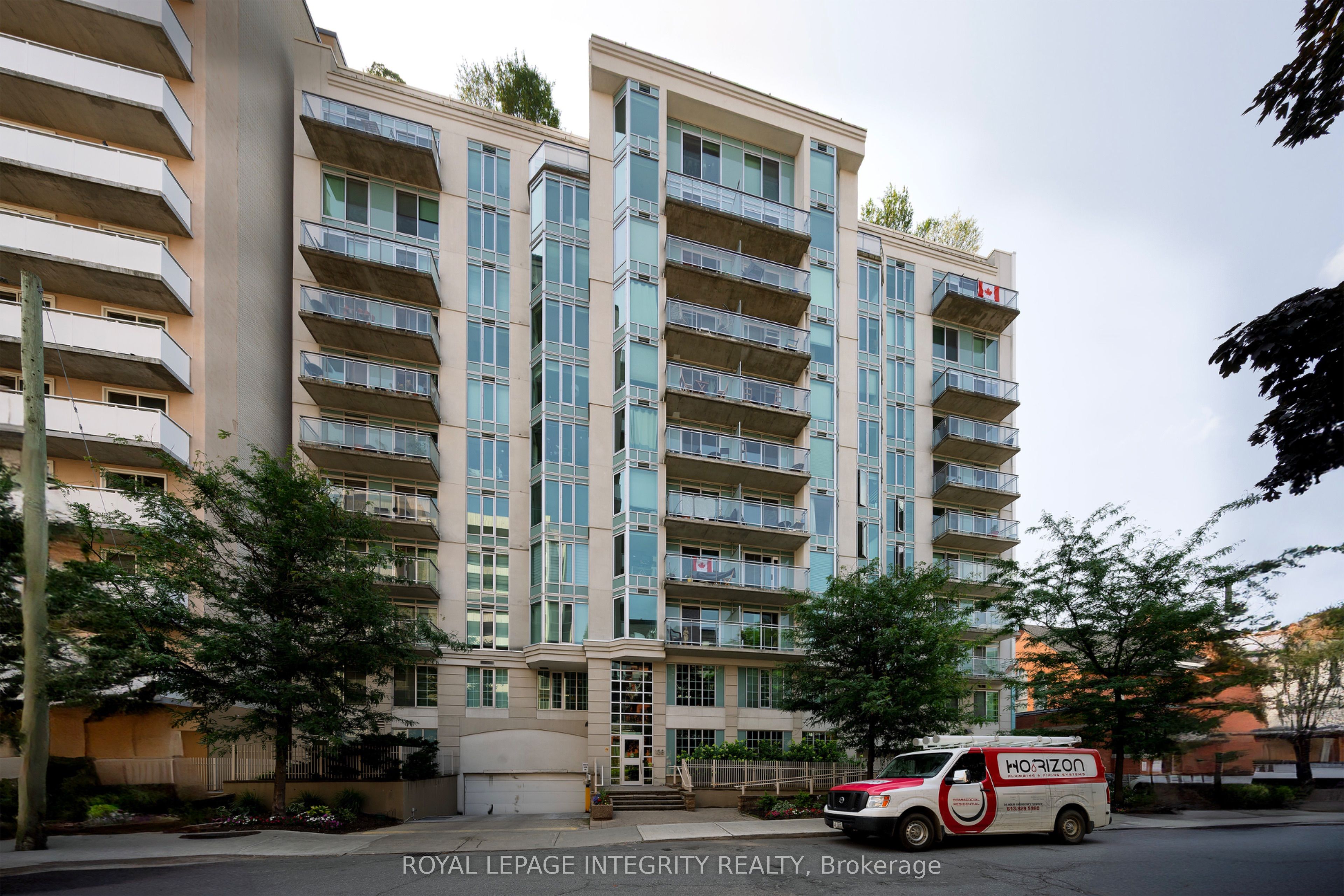 138 Somerset Street 203, Ottawa Centre, ON K2P 0A3 photo 2