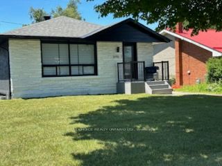 696 Holt Crescent 2, Elmvale Acres and Area, ON K1G 2Y7