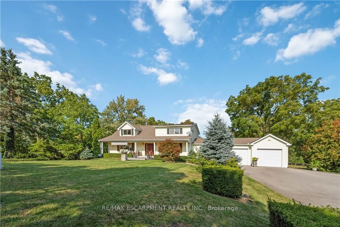 493 Ridge Road E, Grimsby, ON L3M 0K5 photo 2