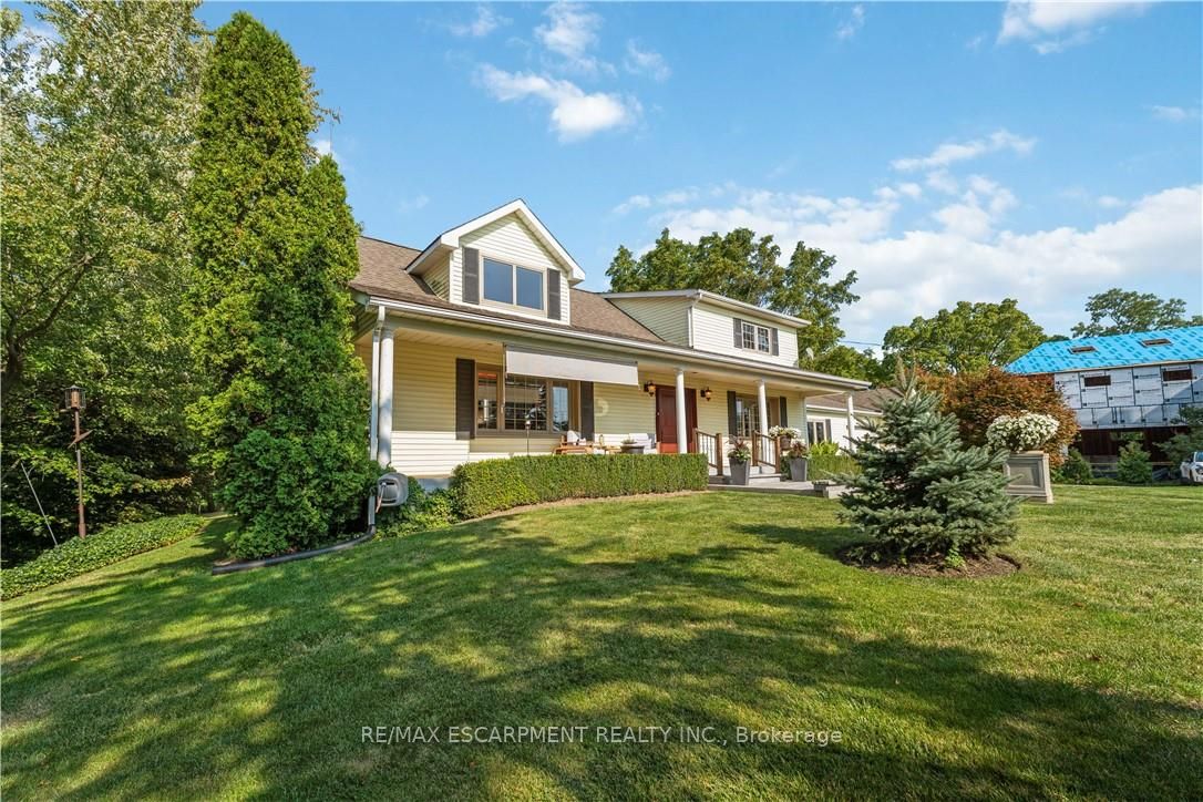 493 Ridge Road E, Grimsby, ON L3M 0K5 photo 3