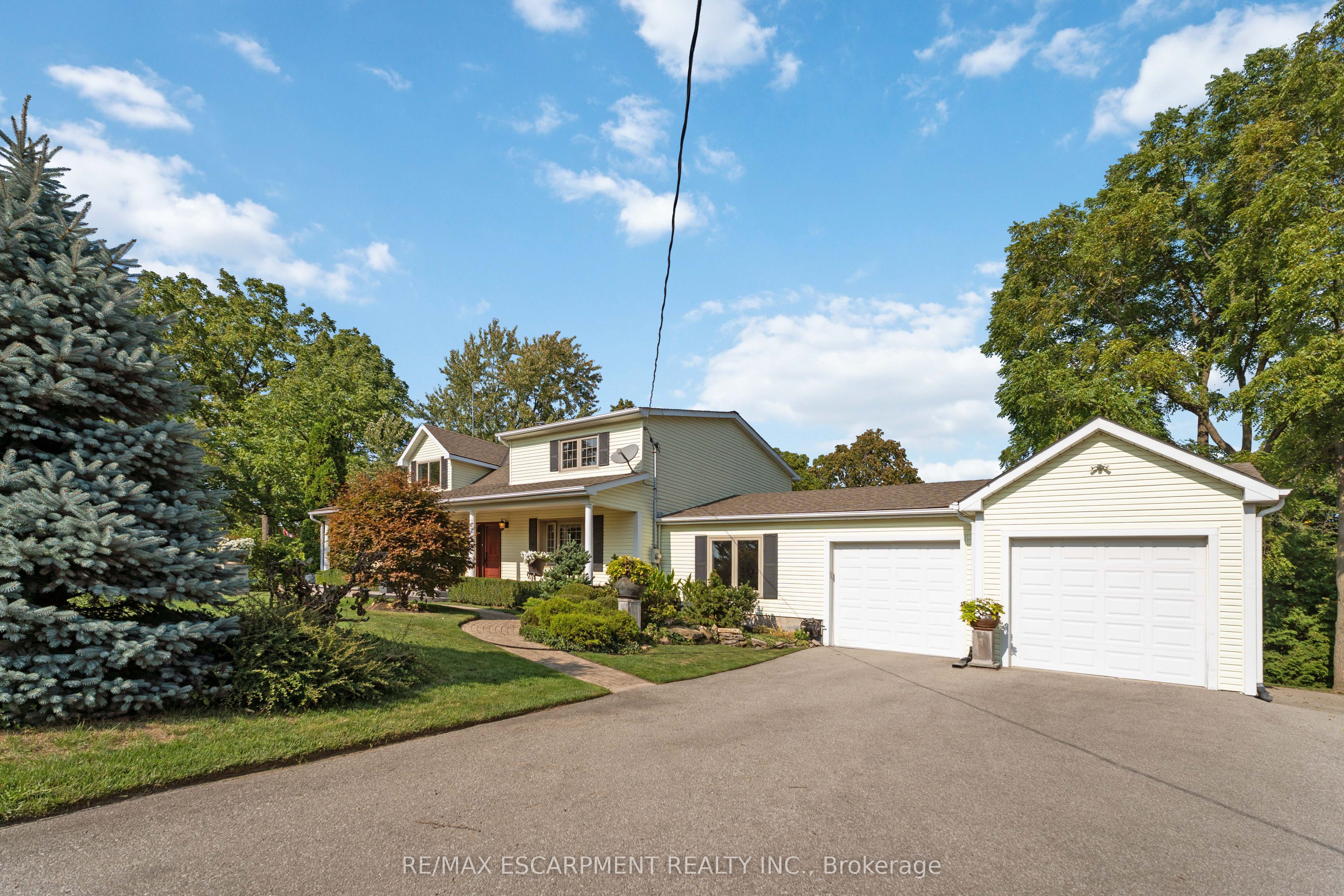 493 Ridge Road E, Grimsby, ON L3M 0K5 photo 4
