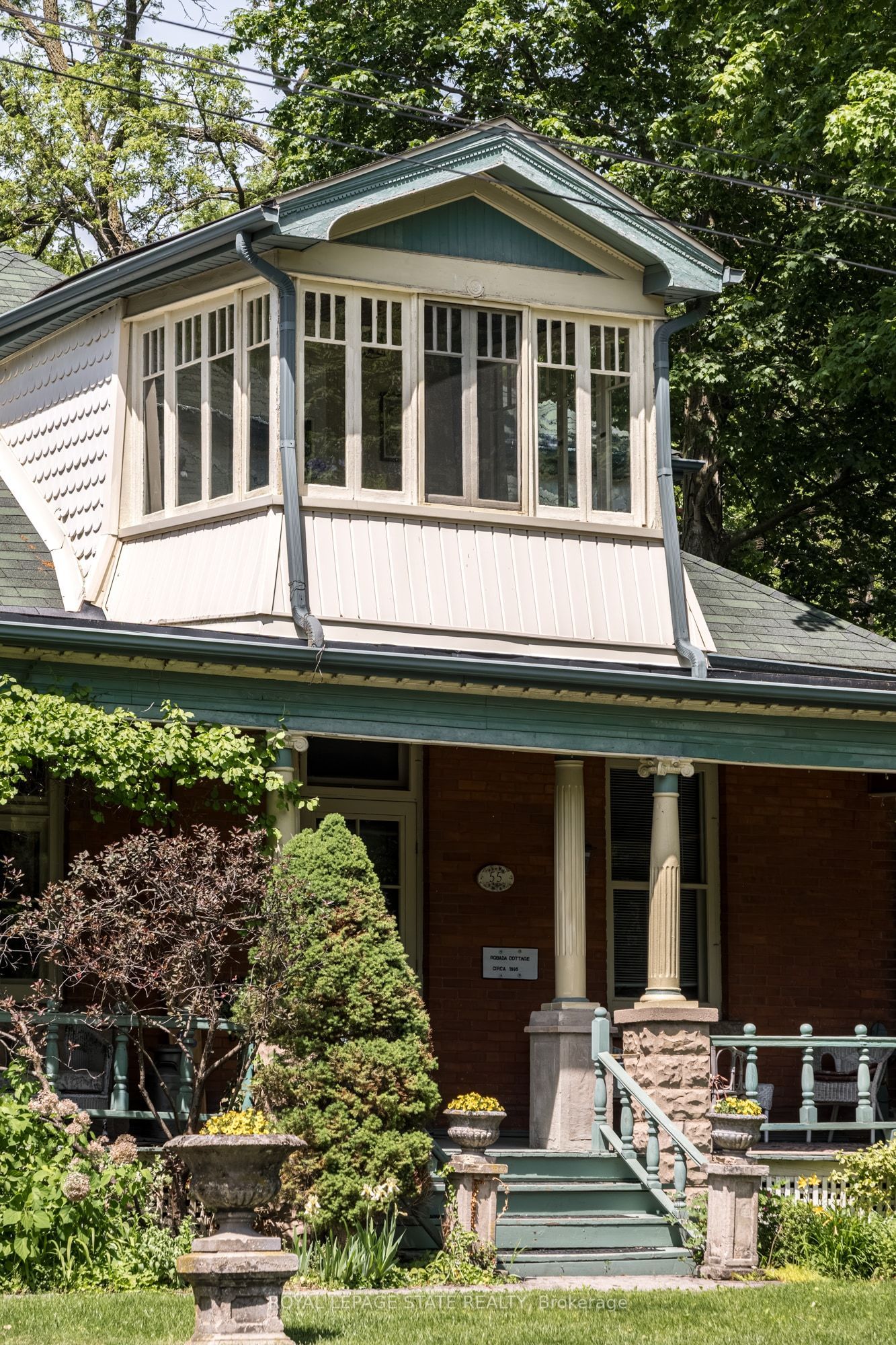 55 Cayley Street, Hamilton, ON L9H 2E6 photo 4