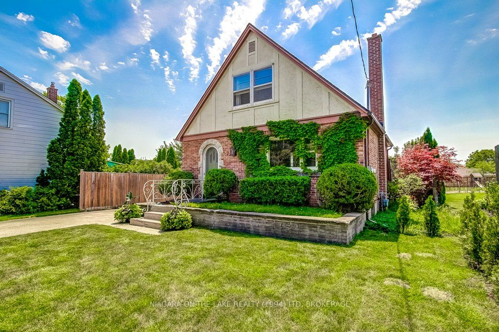 2 Vivian Avenue, St. Catharines, ON L2M 5X7 photo 2