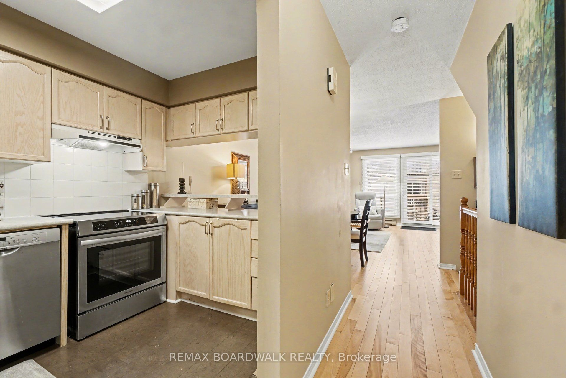 5 Briston Private, Hunt Club - South Keys and Area, ON K1G 5P6 photo 5