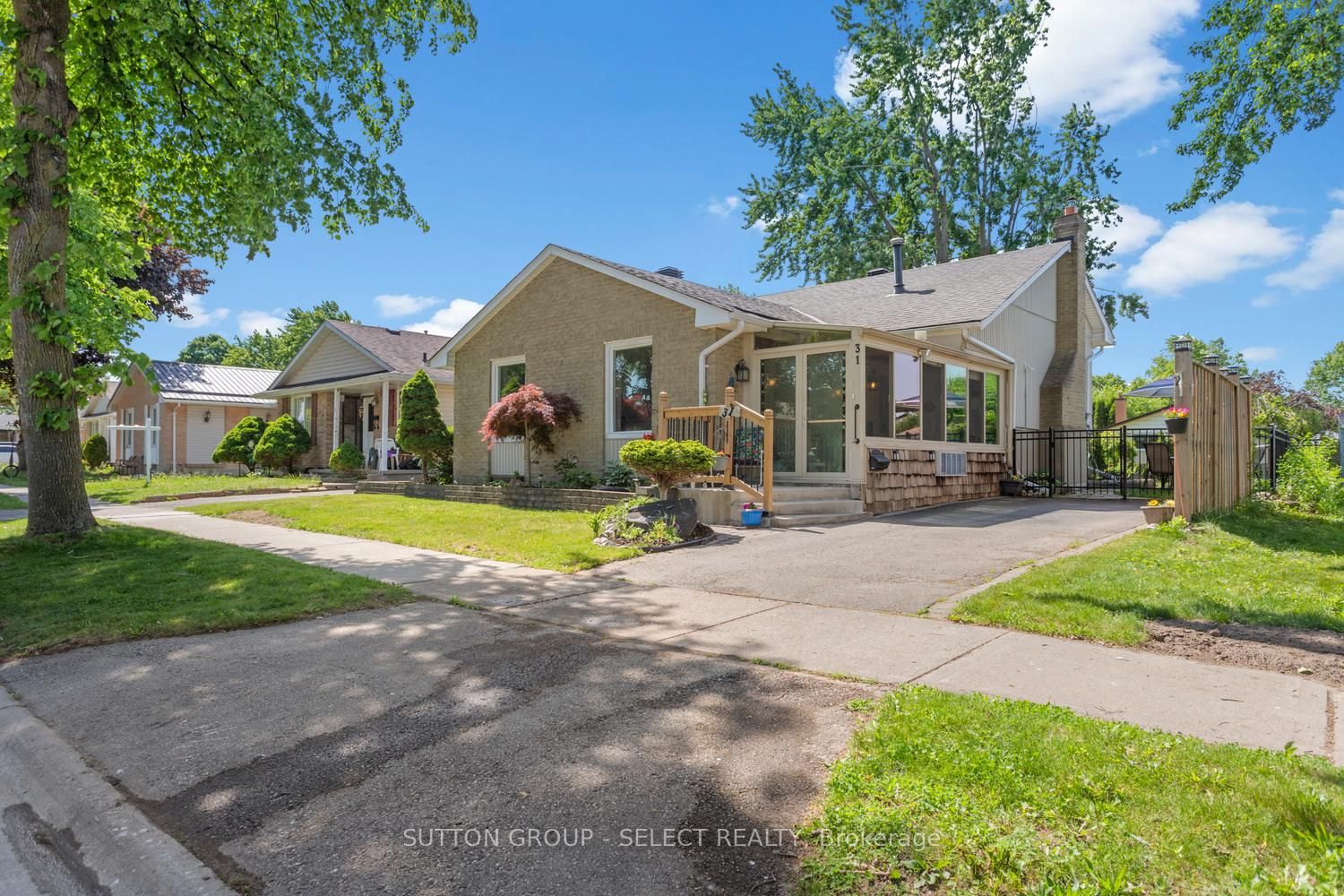 31 Renny Crescent, London South, ON N6E 2C4