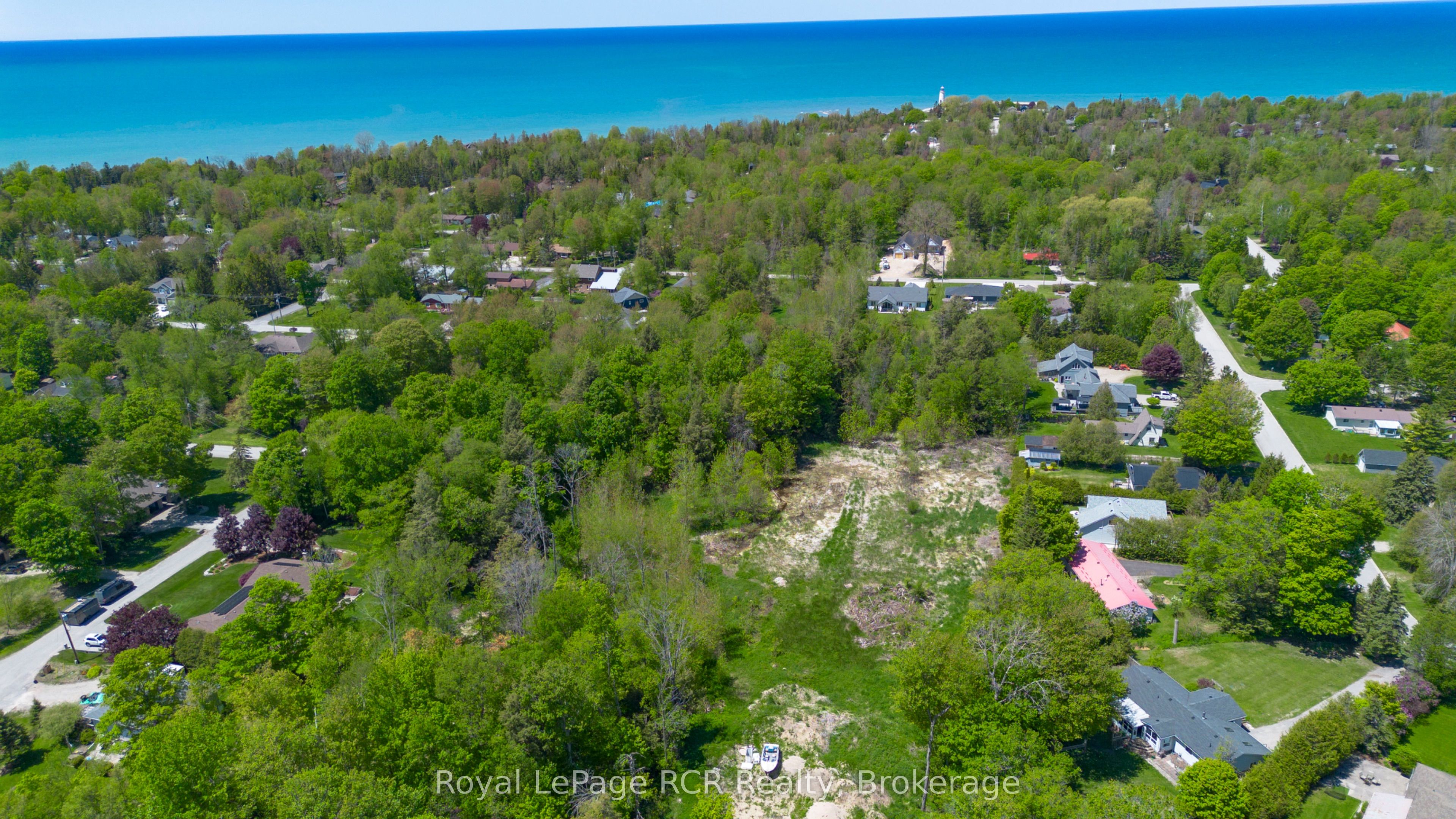 219 Lake Range Drive Part 2, Huron-Kinloss, ON N2Z 2X3 photo 3