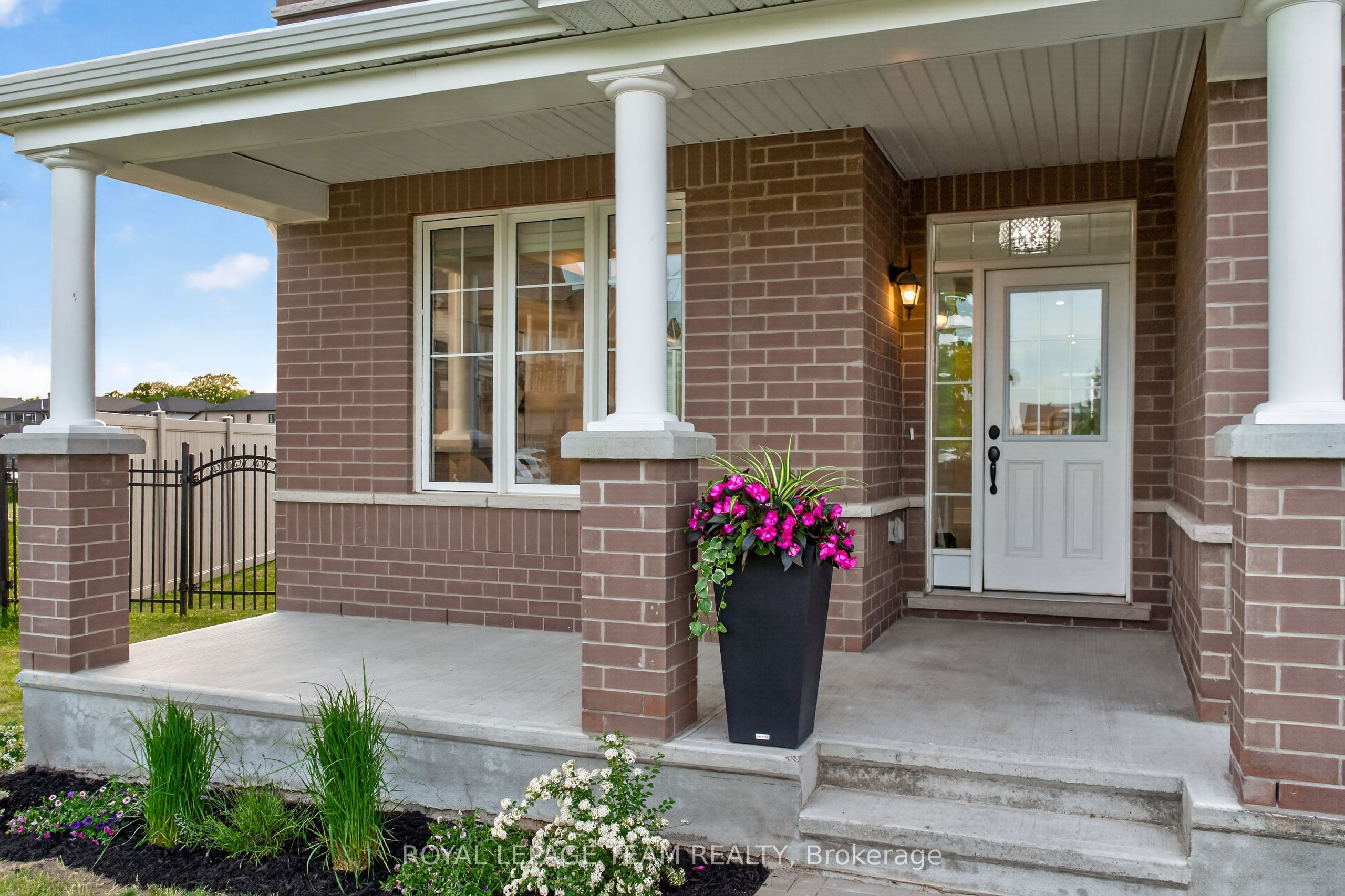 290 Ponderosa Street, Kanata, ON K2V 0N4 photo 4
