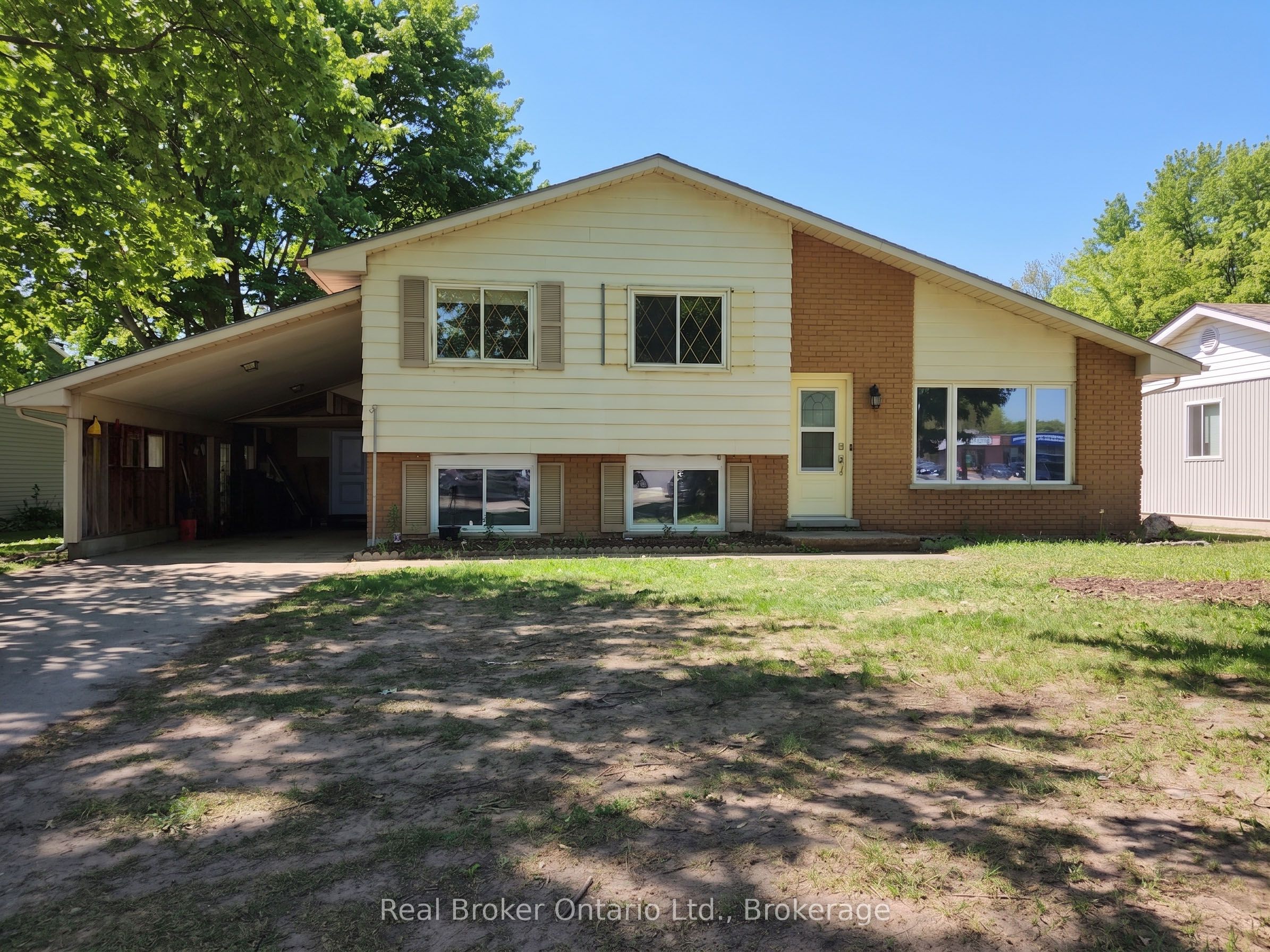 354 Goderich Street, Saugeen Shores, ON N0H 2C1 photo 2
