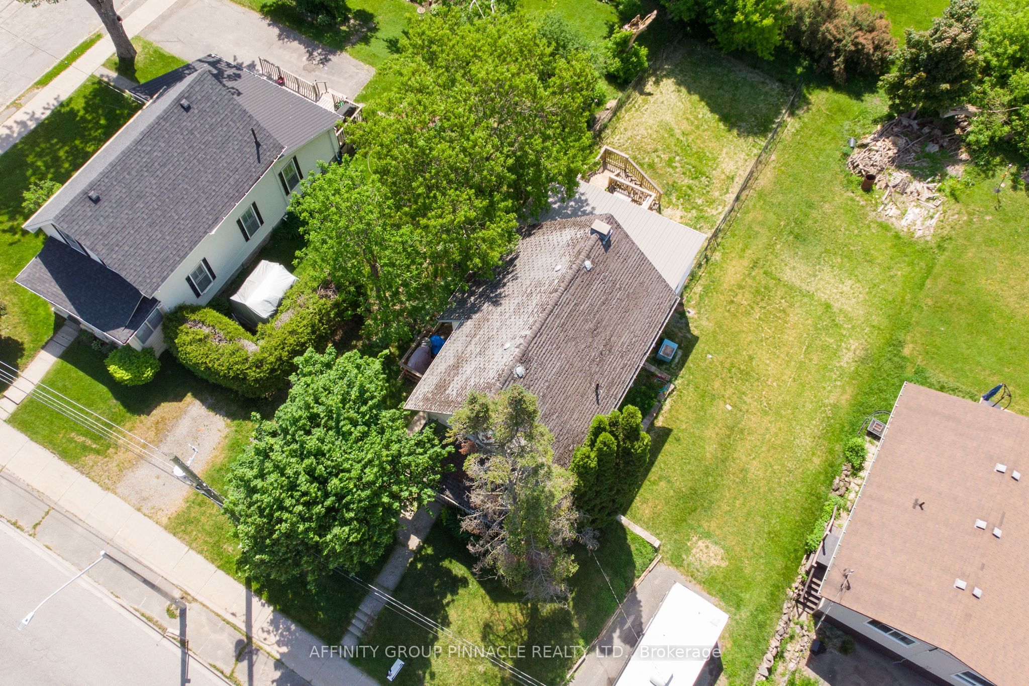 7 Colborne Street E, Kawartha Lakes, ON K9V 1J9 photo 4
